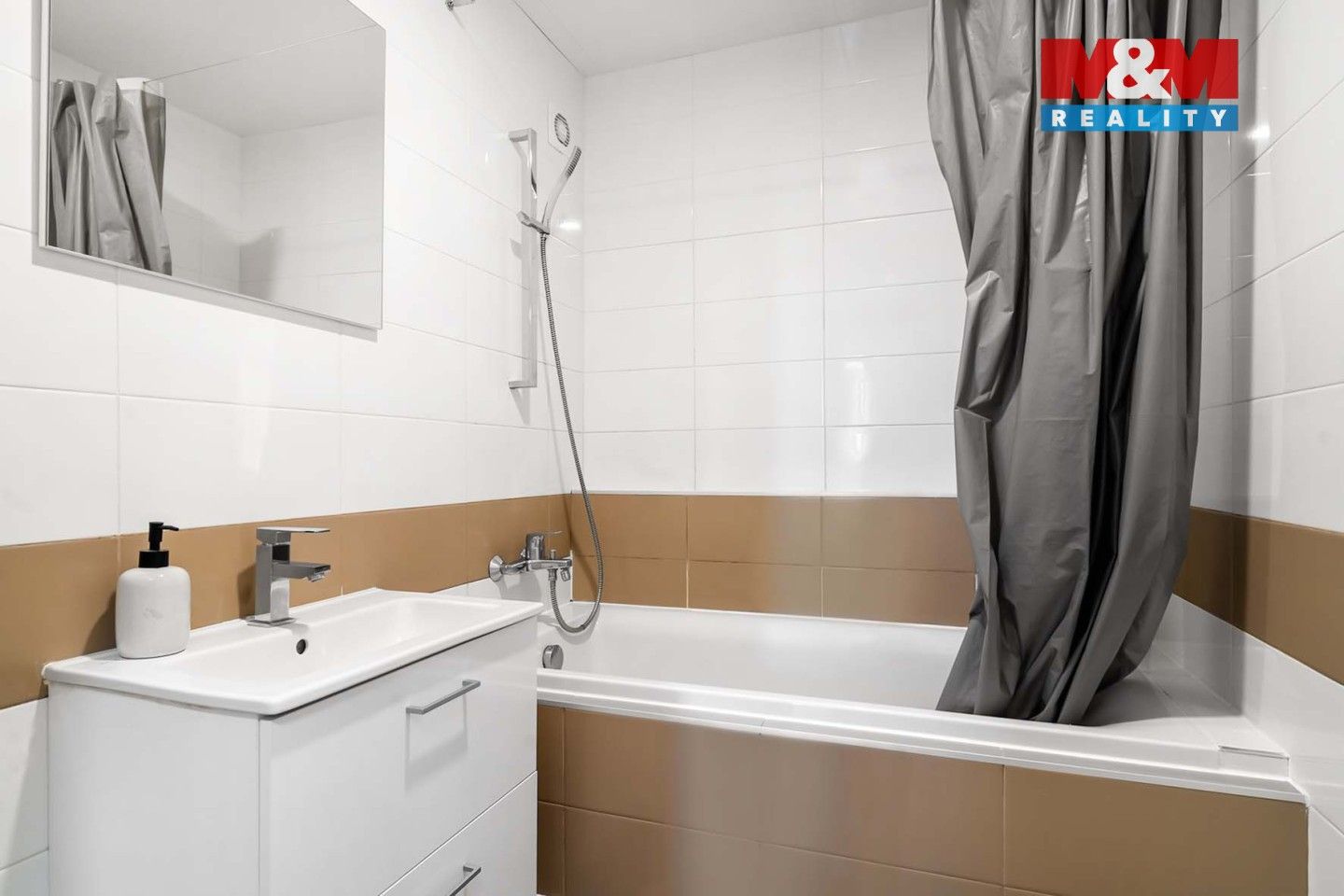 Prodej bytu 3+1 70 m² - foto 5