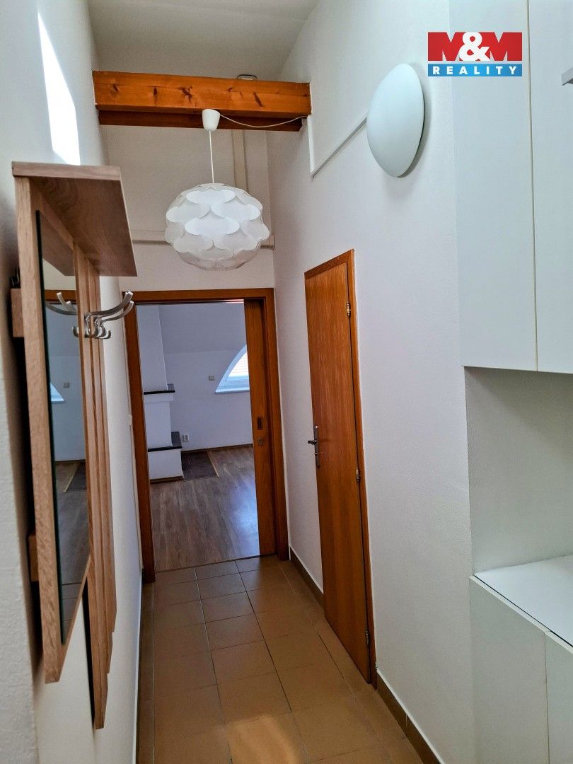 Pronájem bytu 4+1 129 m² - foto 16