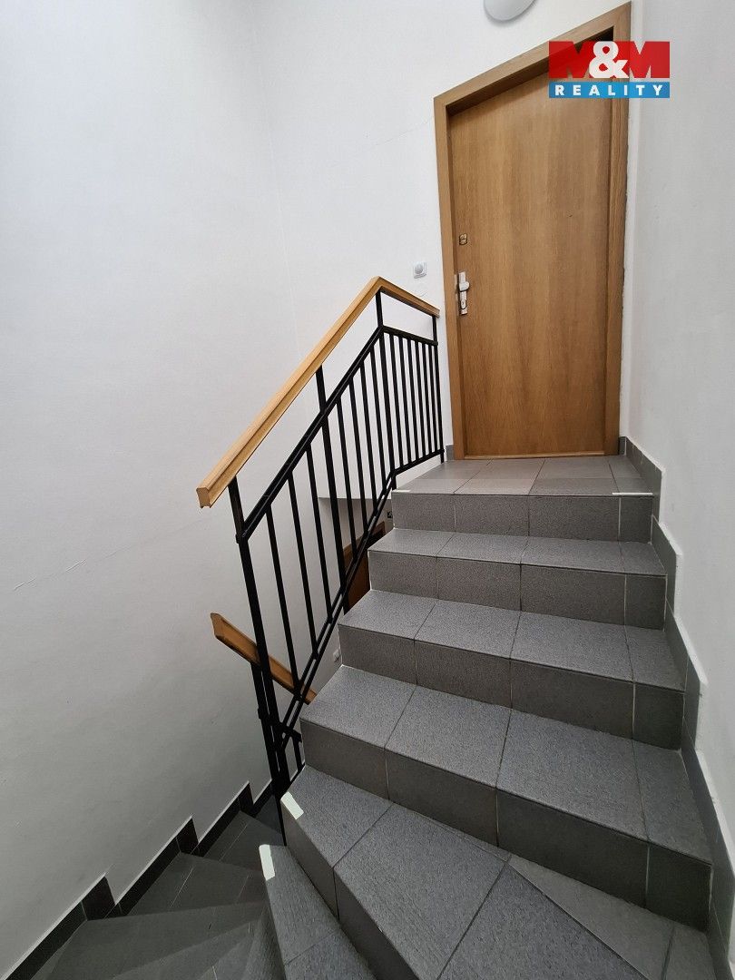 Pronájem bytu 4+1 129 m² - foto 18