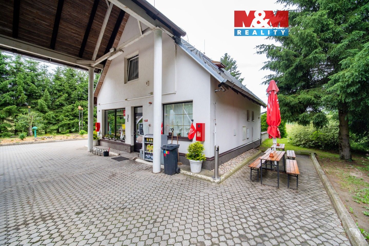 Prodej nemovitosti 128 m² - foto 1