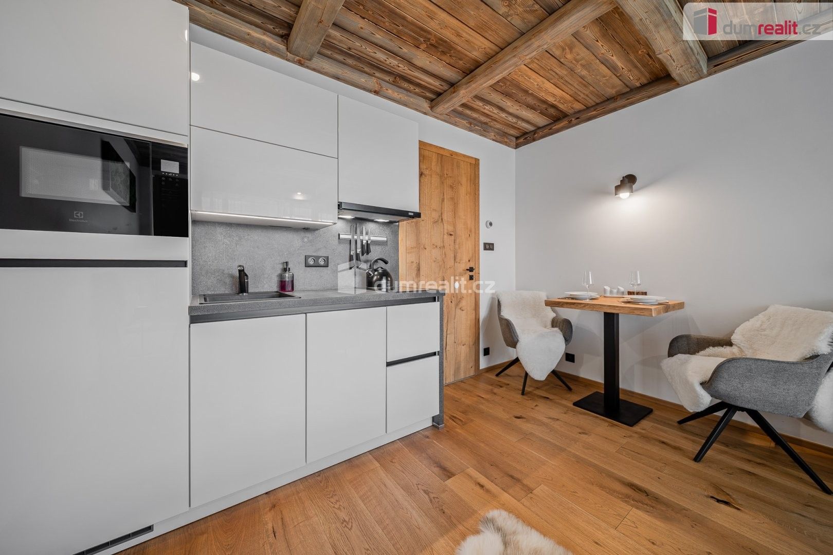 Prodej bytu 1+kk 36 m² - foto 3