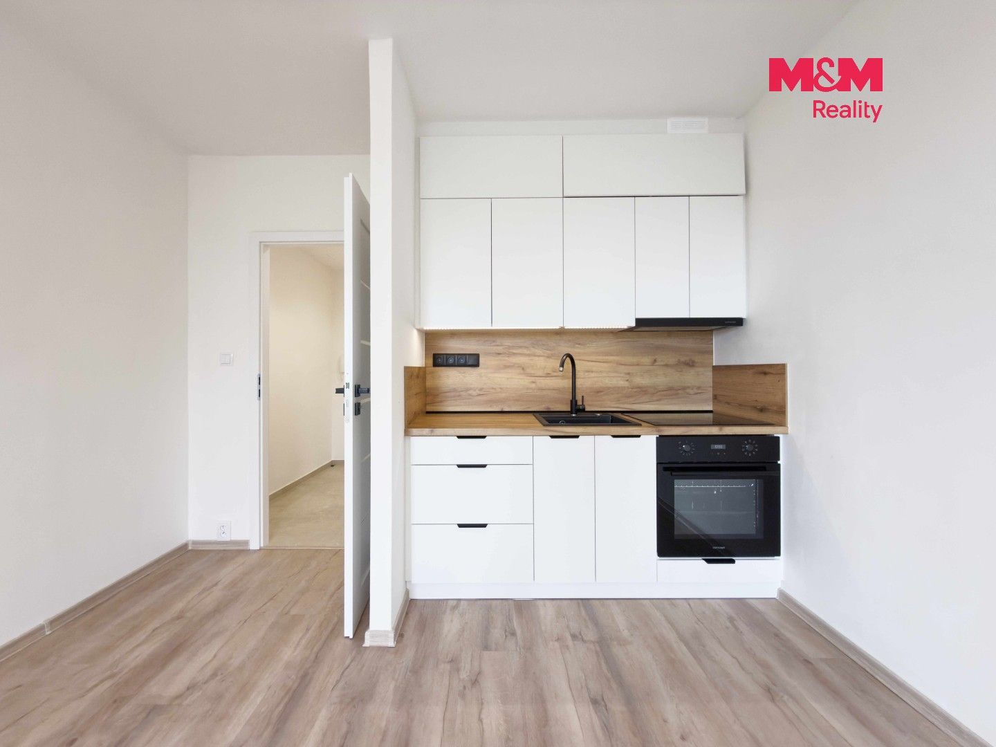 Pronájem bytu 1+kk 30 m² - foto 4