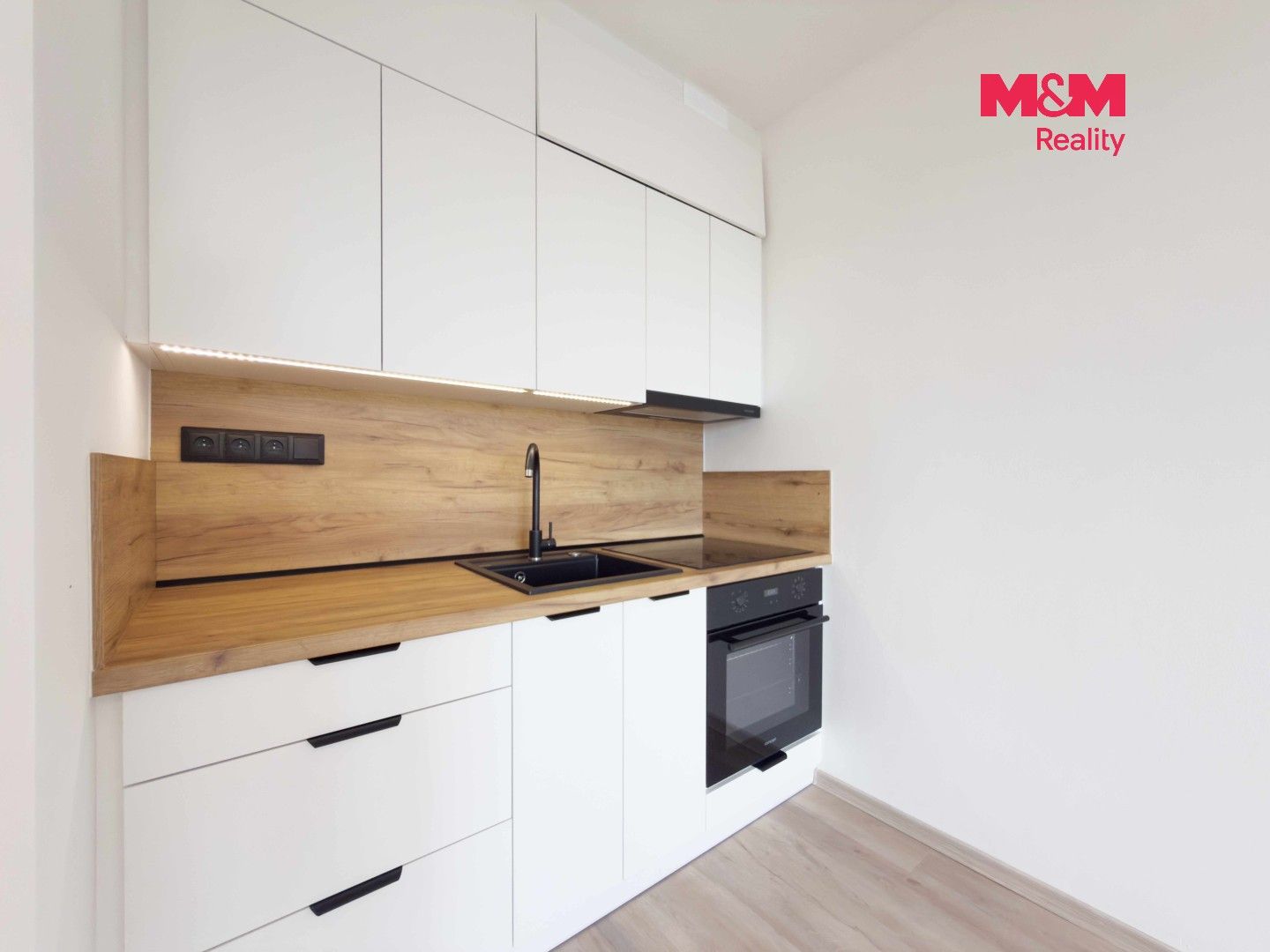 Pronájem bytu 1+kk 30 m² - foto 14