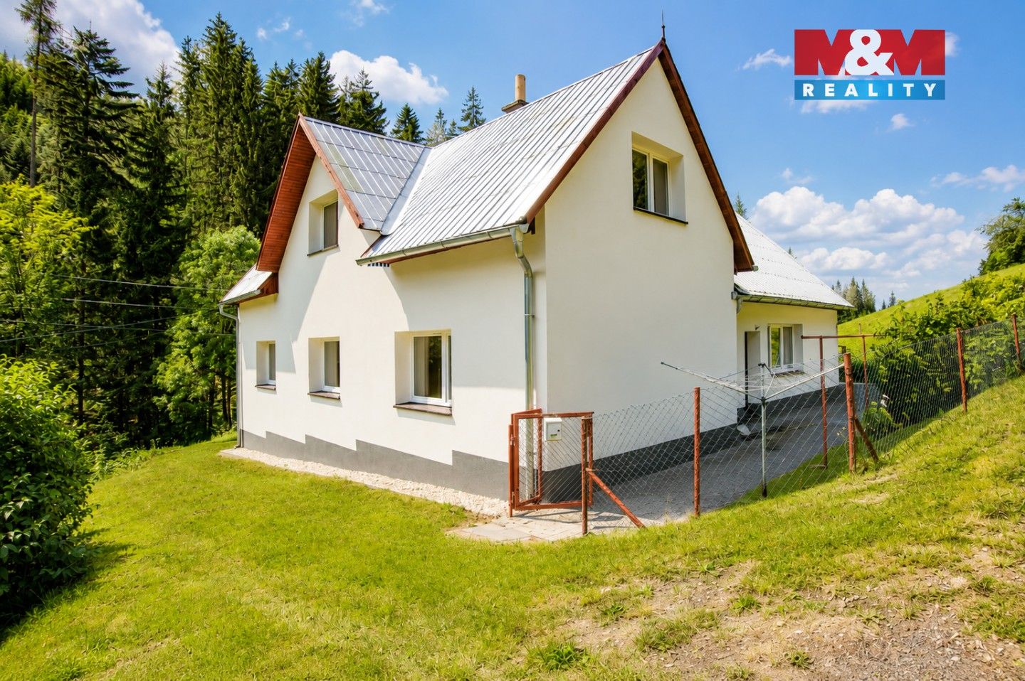 Prodej domu 180 m² - foto 2