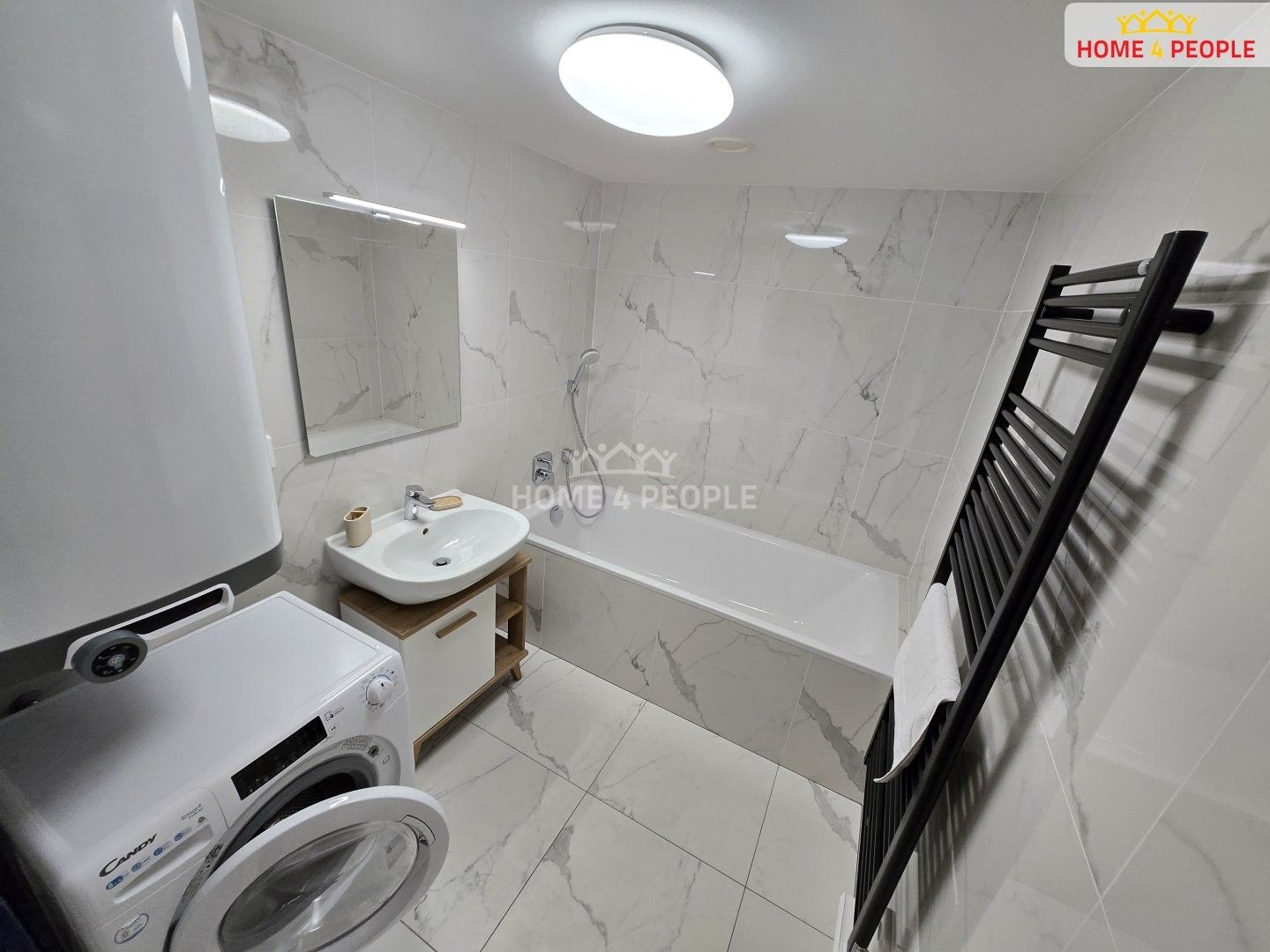 Pronájem bytu 3+1 80 m² - foto 10