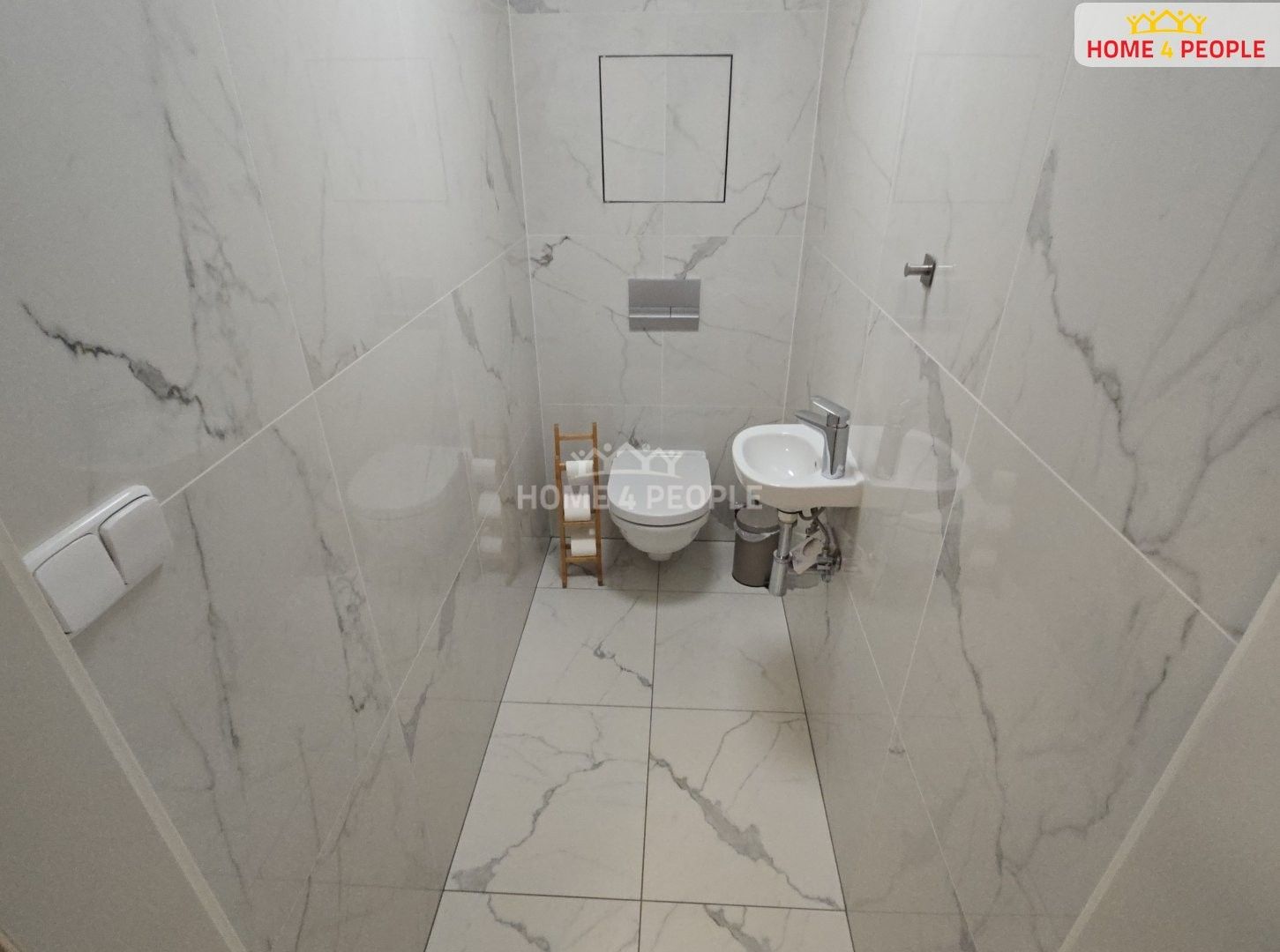 Pronájem bytu 3+1 80 m² - foto 15