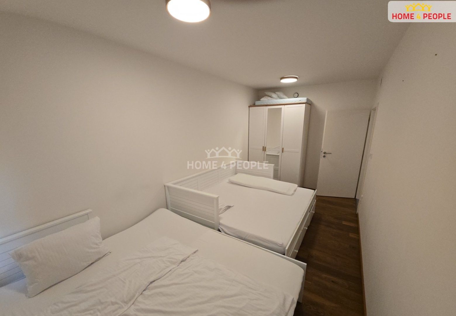 Pronájem bytu 3+1 80 m² - foto 14