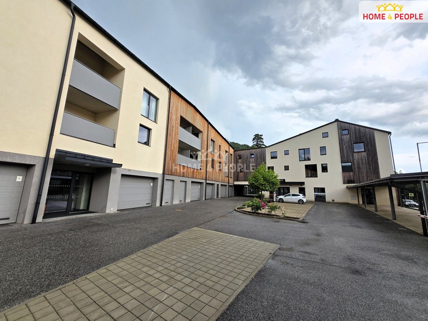 Pronájem bytu 3+1 80 m² - foto 16