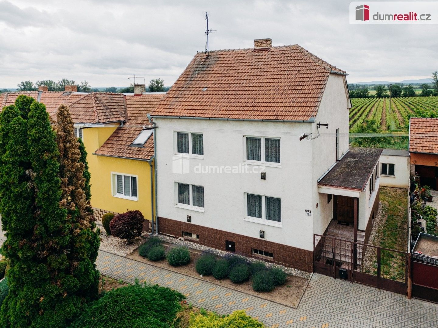 Prodej domu 180 m² - foto 1
