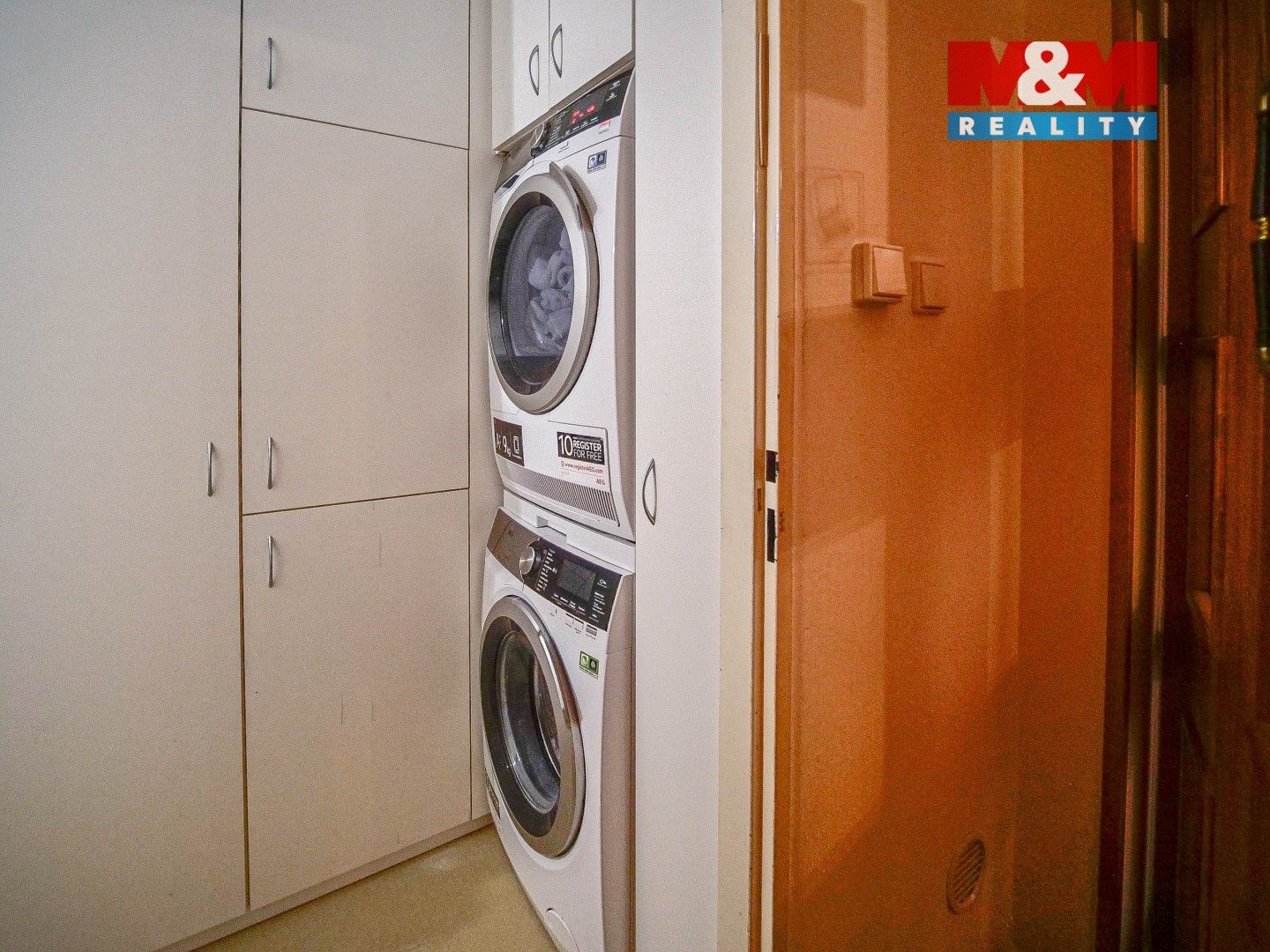 Prodej komerčního prostoru 716 m² - foto 31
