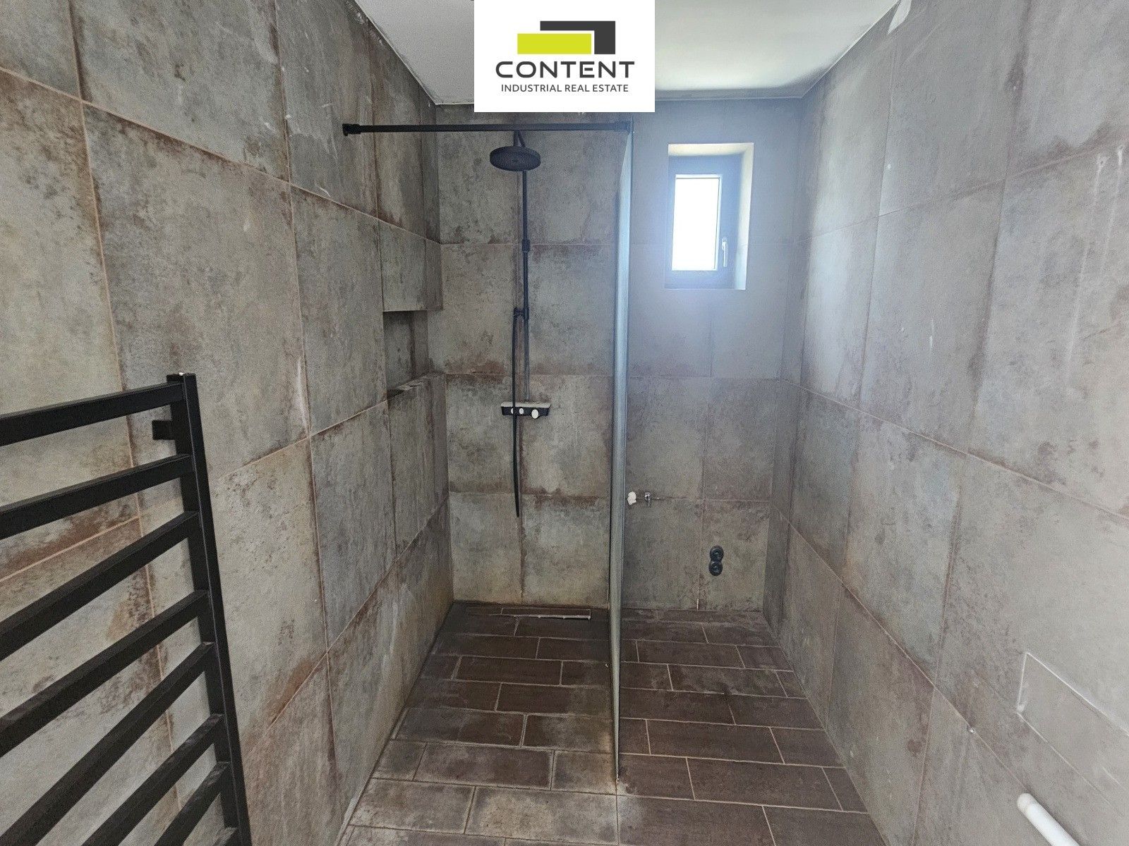 Pronájem komerčního prostoru 1618 m² - foto 10