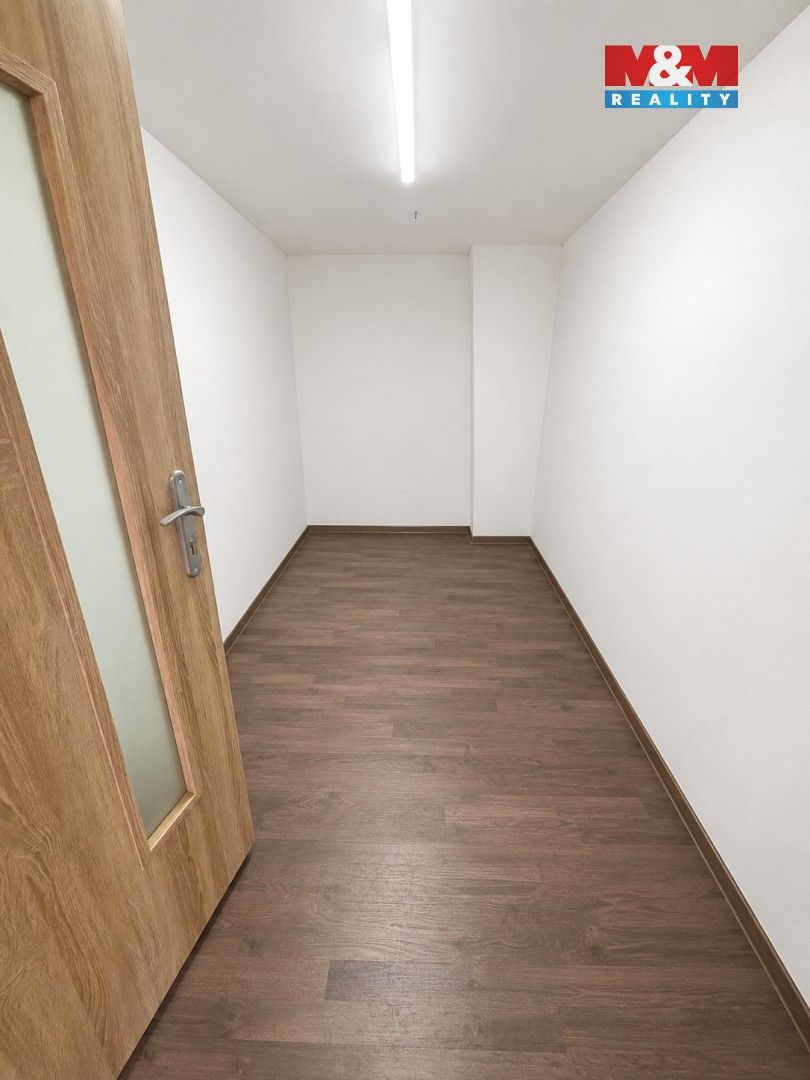 Pronájem komerčního prostoru 133 m² - foto 10