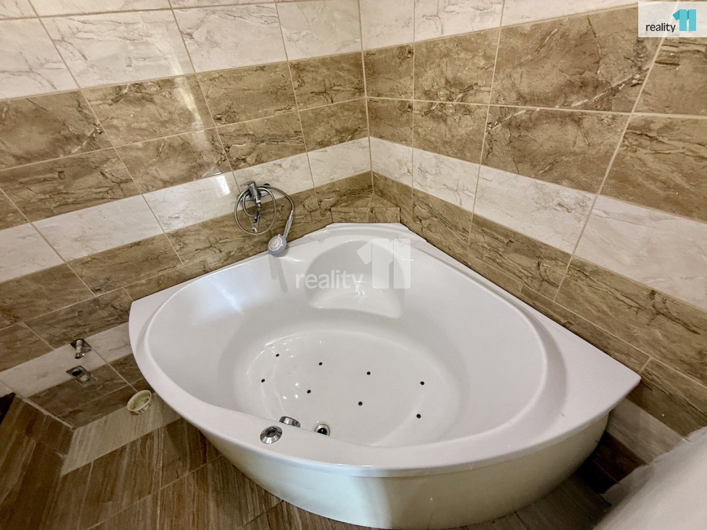 Pronájem bytu 3+kk 69 m² - foto 11
