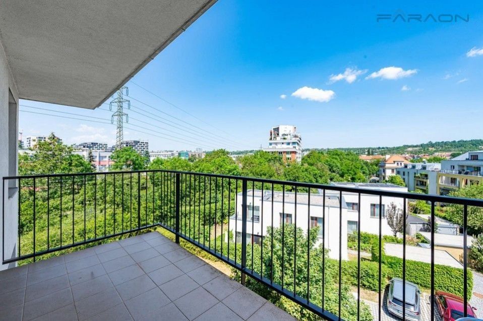 Pronájem bytu 3+kk 86 m² - foto 5