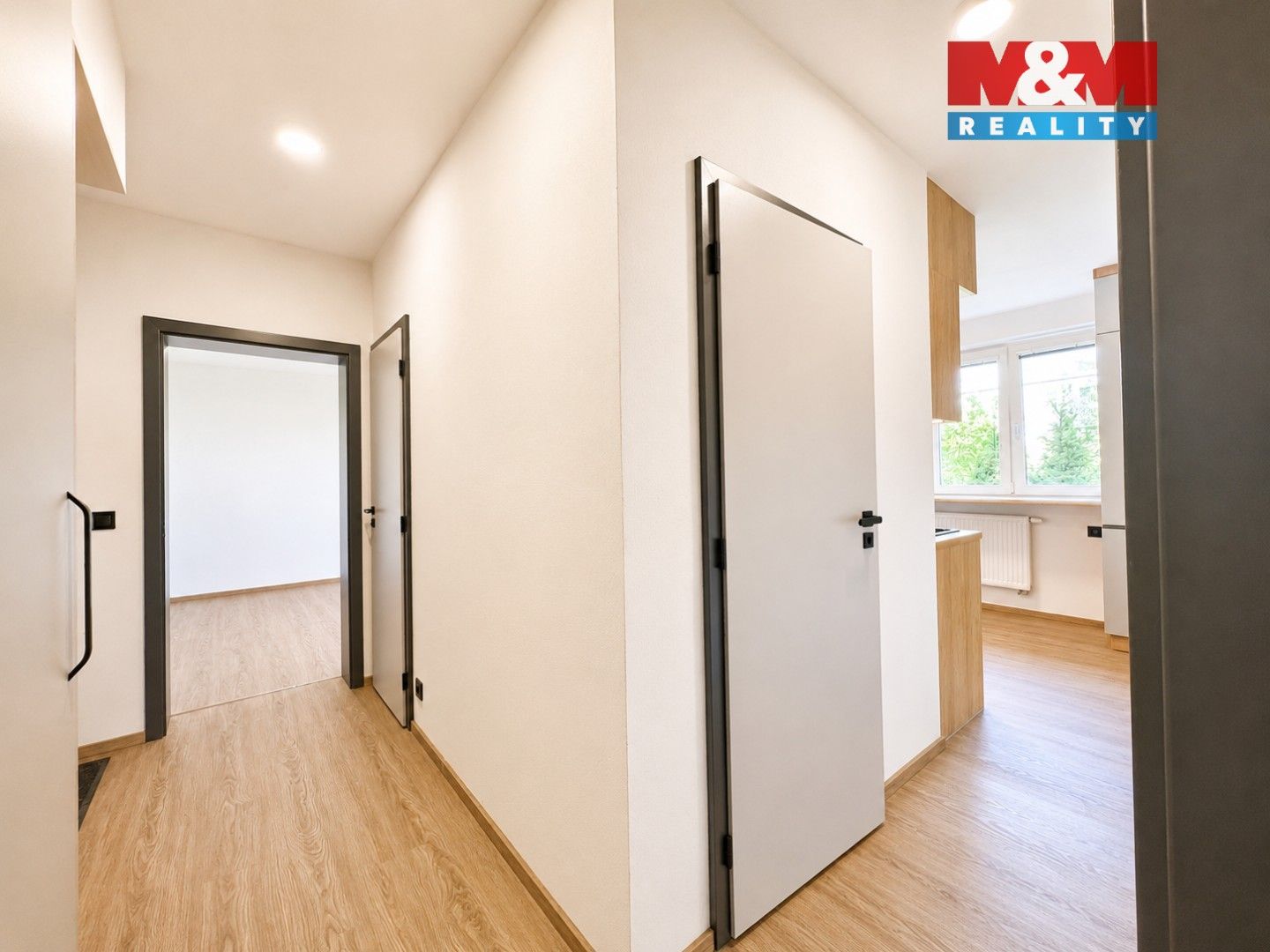 Pronájem bytu 3+1 62 m² - foto 8