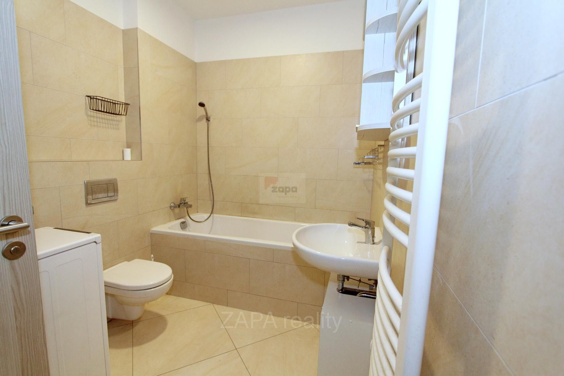 Pronájem bytu 2+kk 52 m² - foto 8