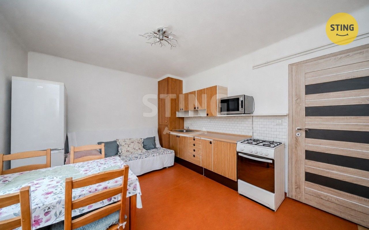 Prodej bytu 2+1 57 m² - foto 2