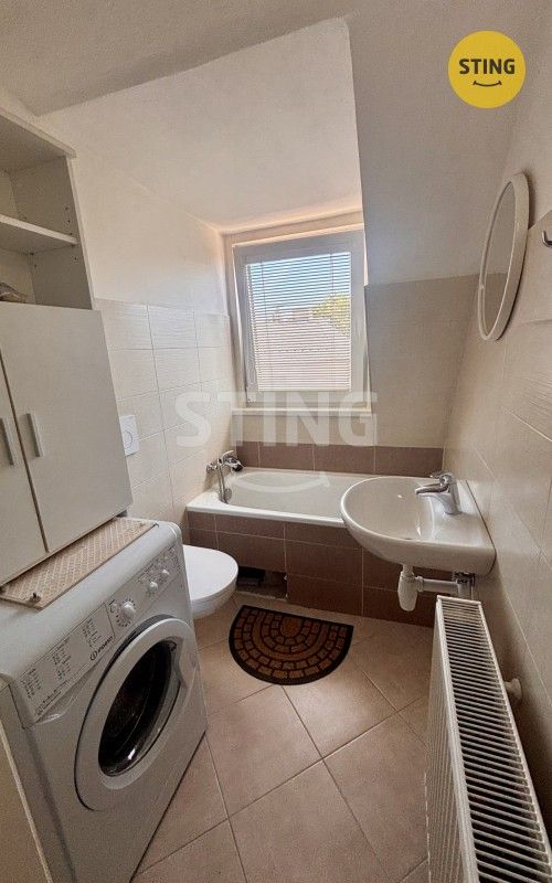Pronájem bytu 2+1 56 m² - foto 5