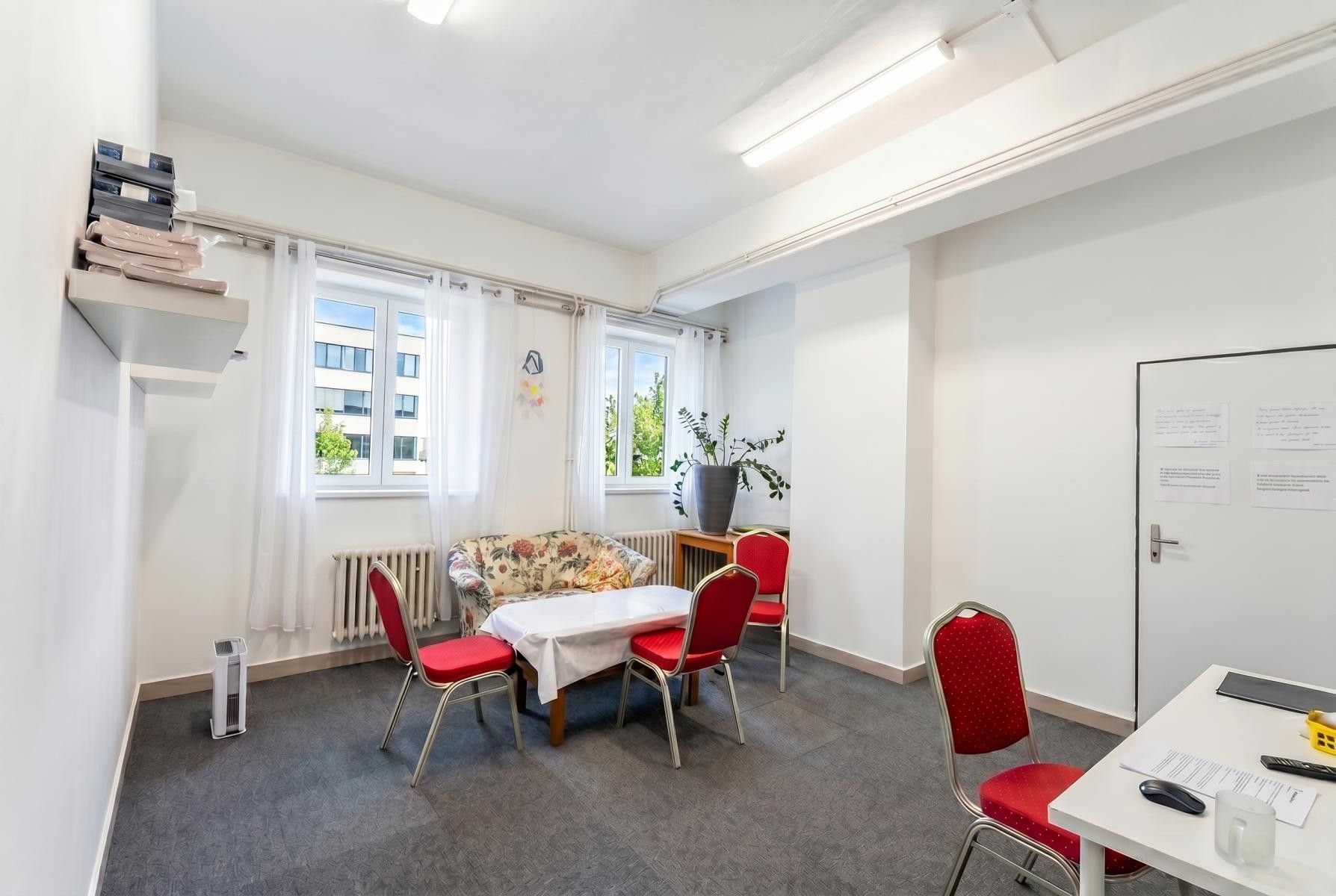 Pronájem komerčního prostoru 219 m² - foto 4