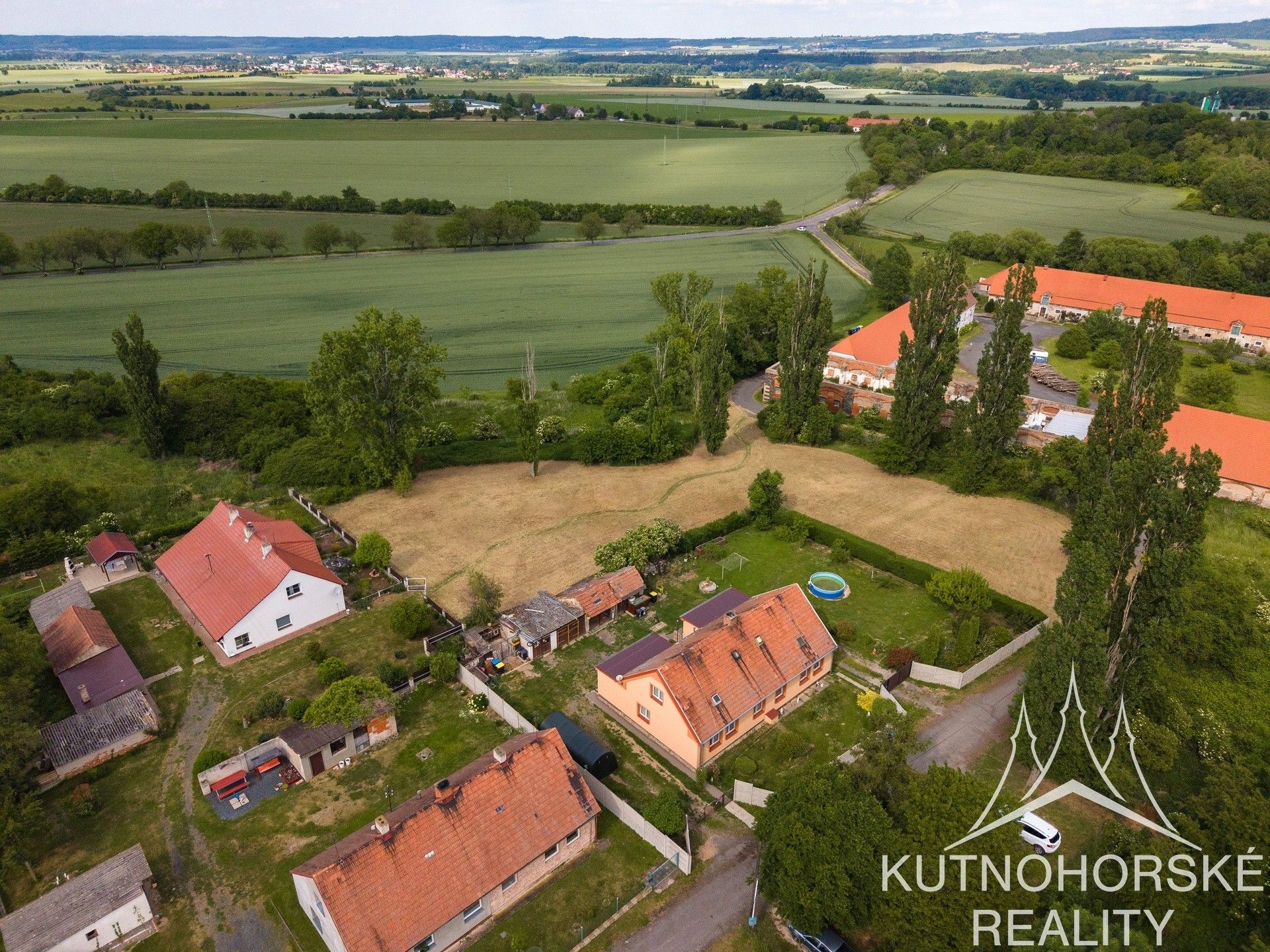 Prodej pozemku 3643 m² - foto 4