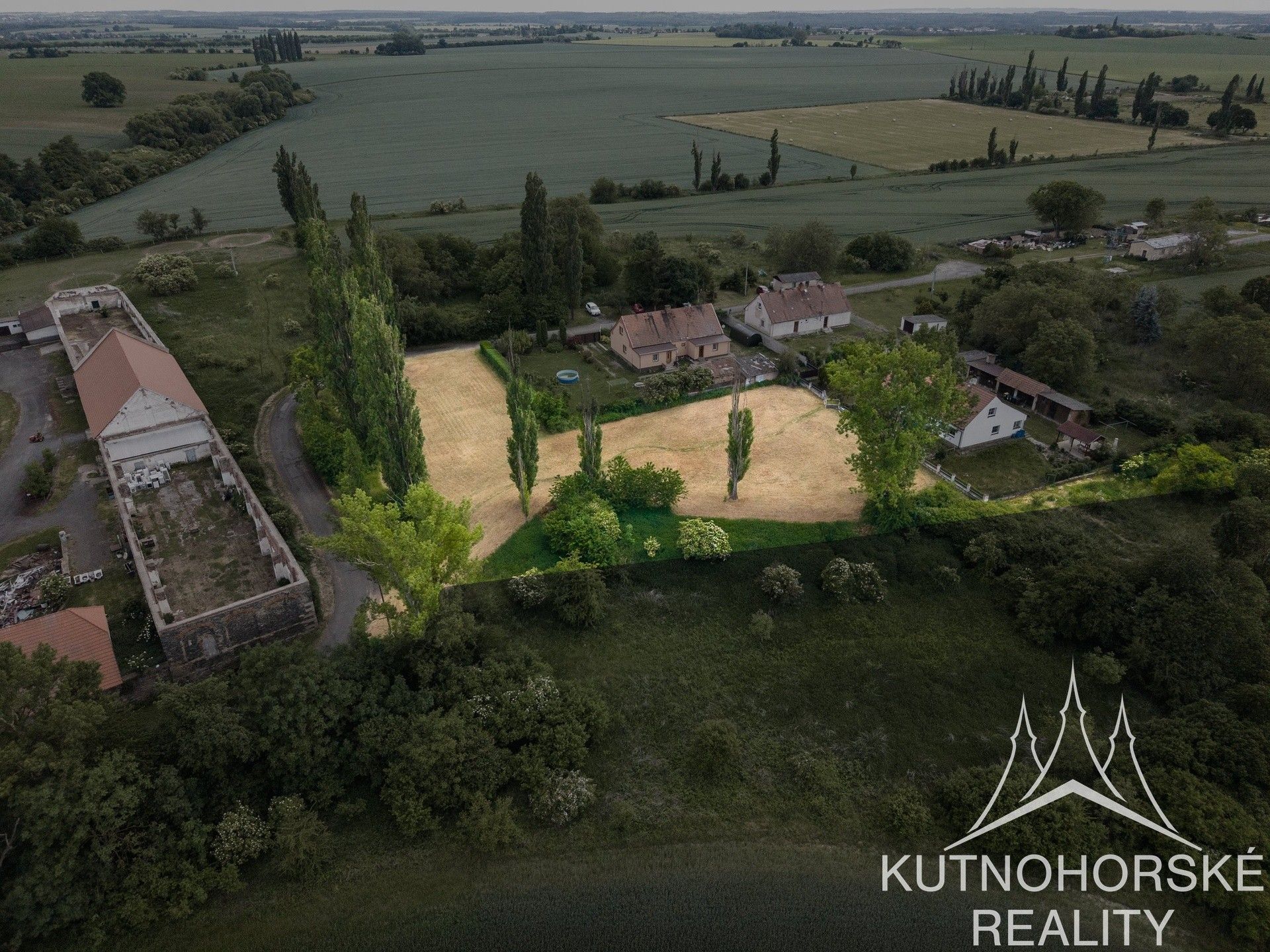 Prodej pozemku 3643 m² - foto 2