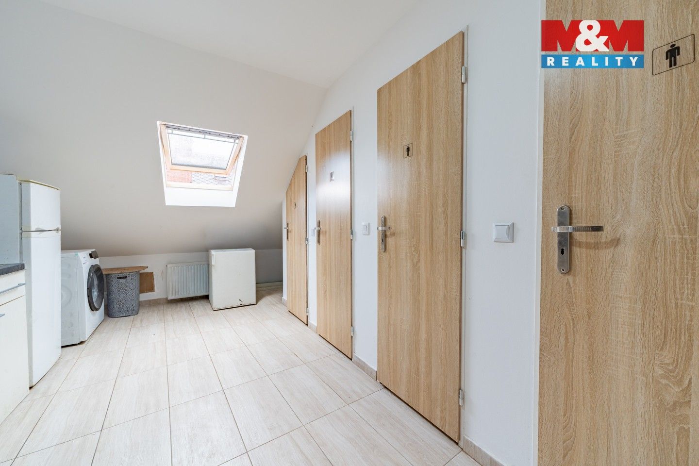 Pronájem bytu 200 m² - foto 7