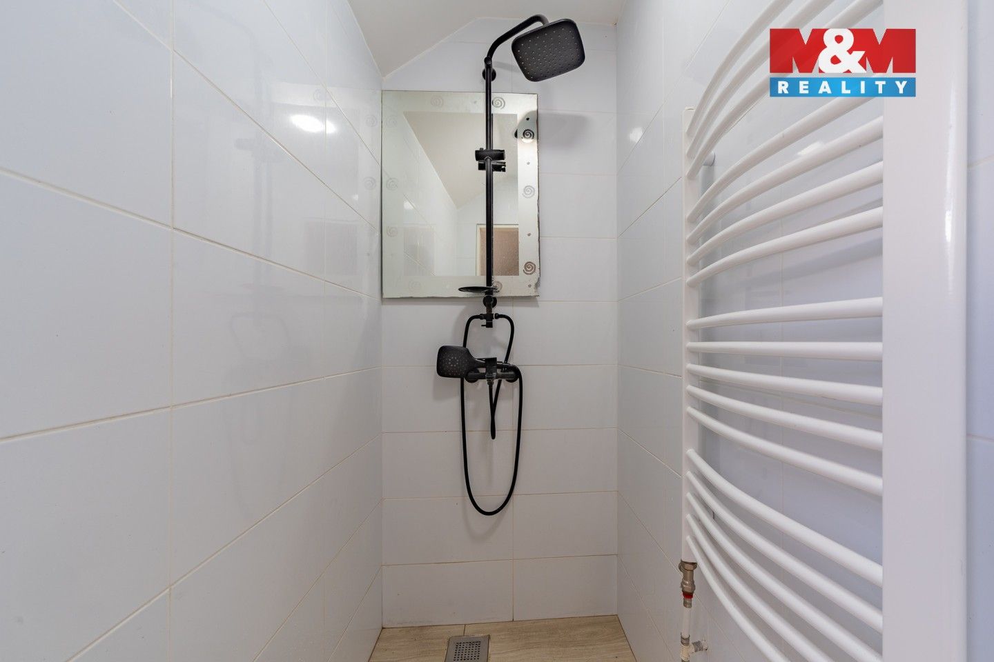 Pronájem bytu 200 m² - foto 9