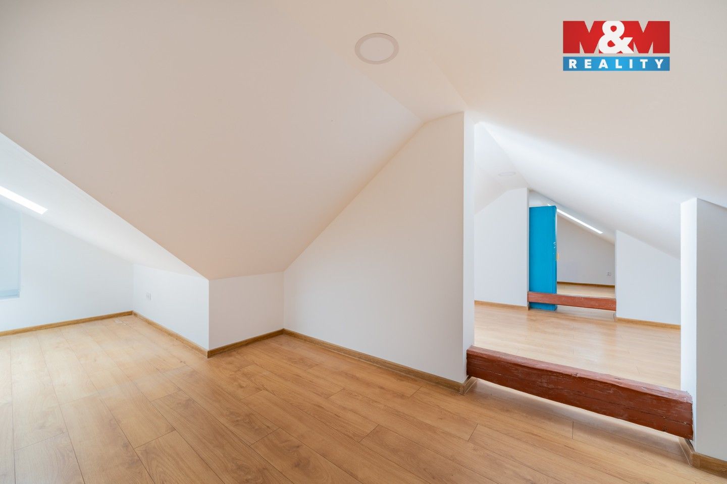 Pronájem bytu 200 m² - foto 17