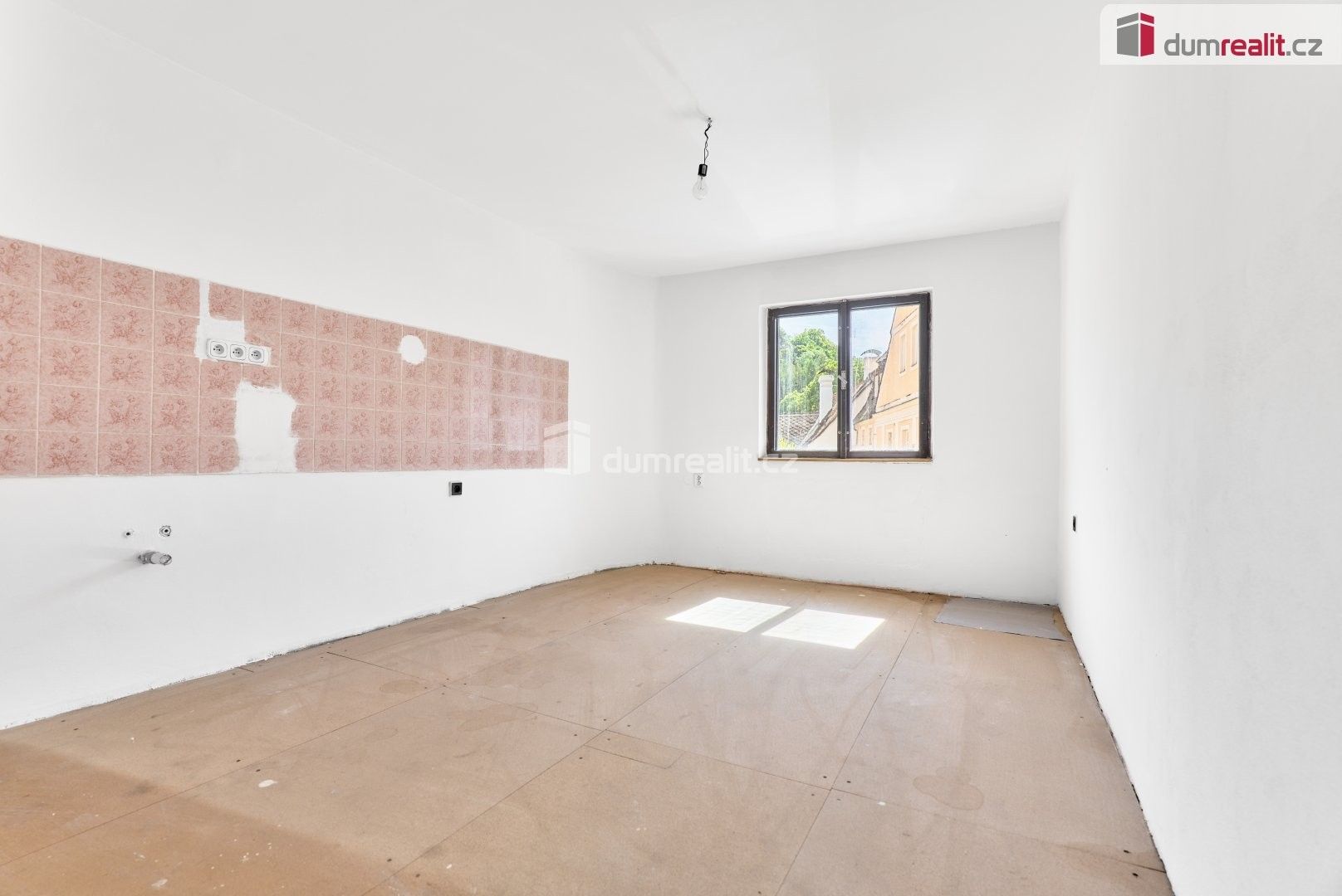 Prodej komerčního prostoru 246 m² - foto 12