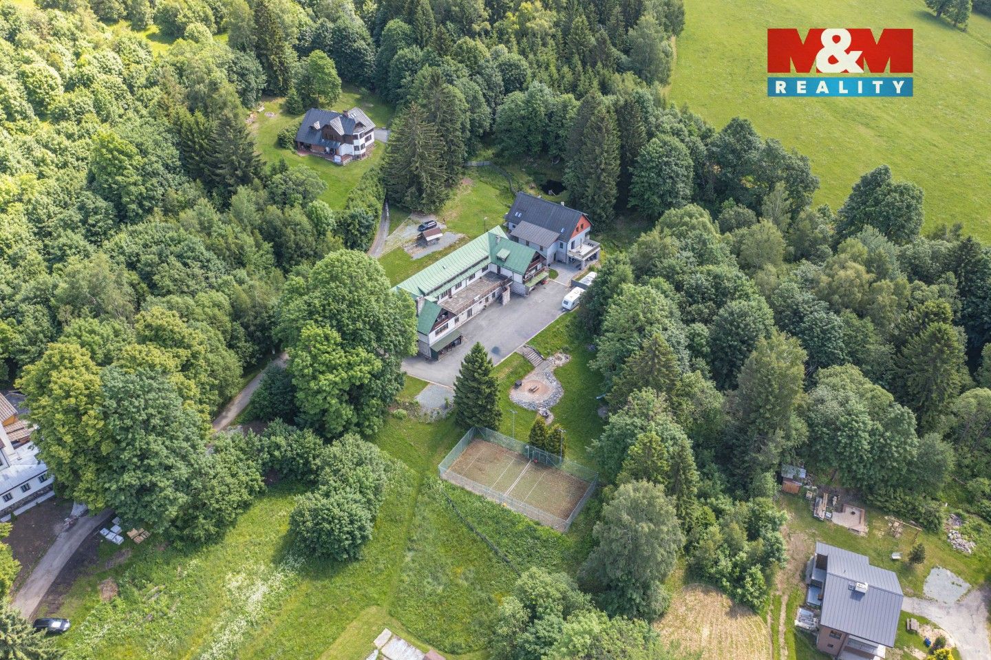 Prodej komerčního prostoru 1200 m² - foto 3