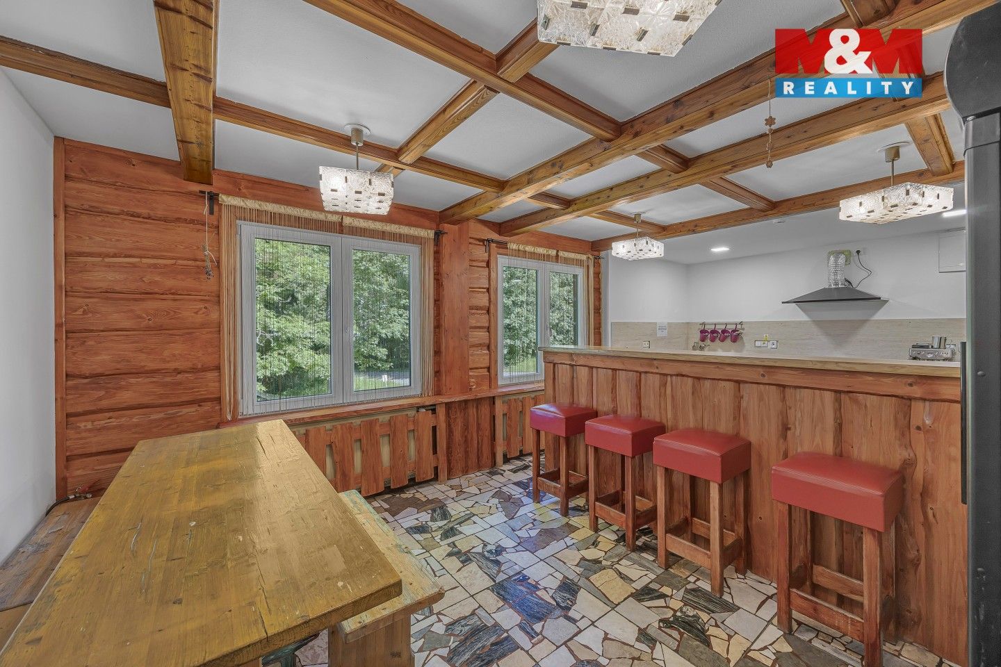 Prodej komerčního prostoru 1200 m² - foto 9
