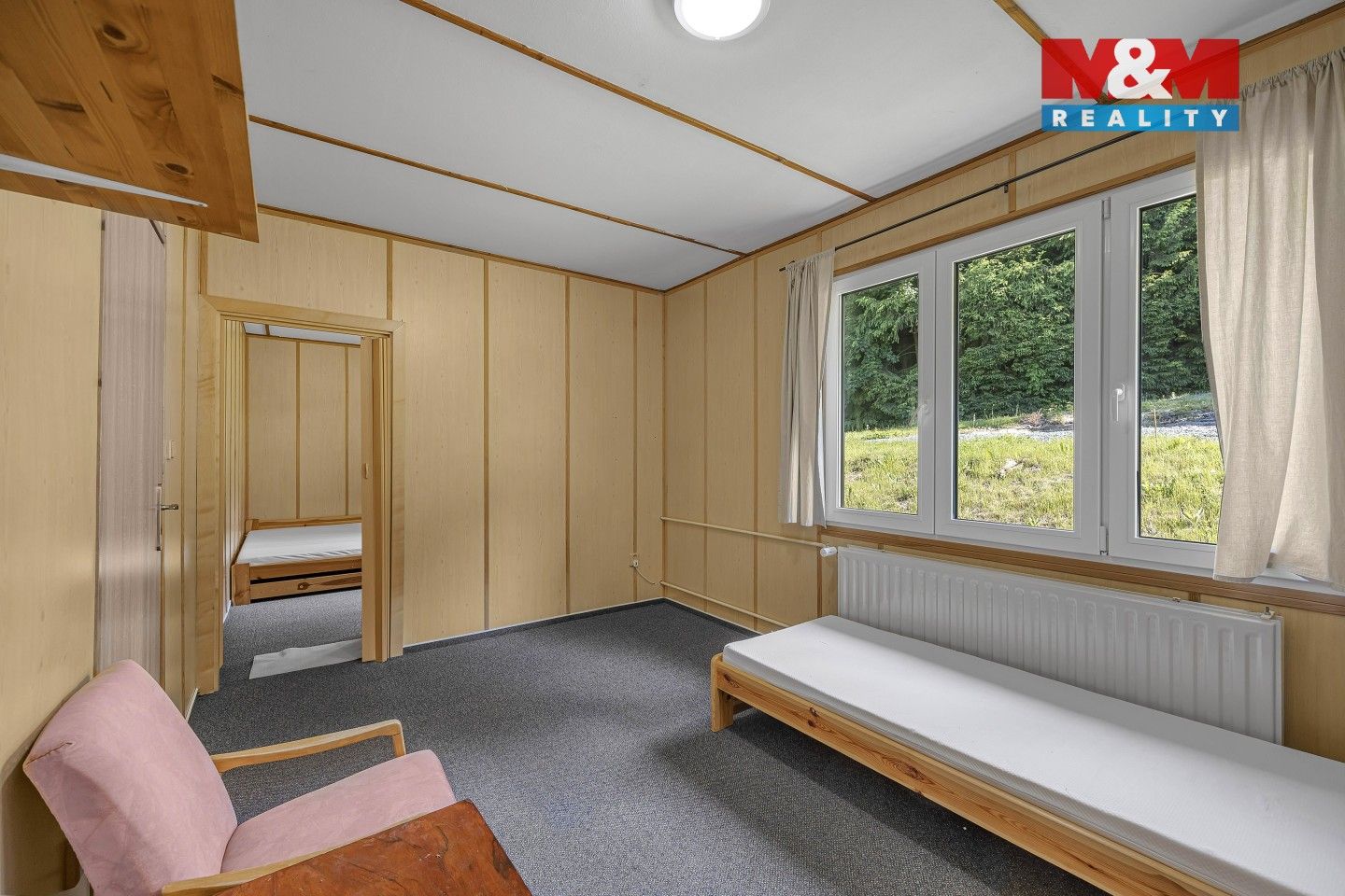 Prodej komerčního prostoru 1200 m² - foto 18
