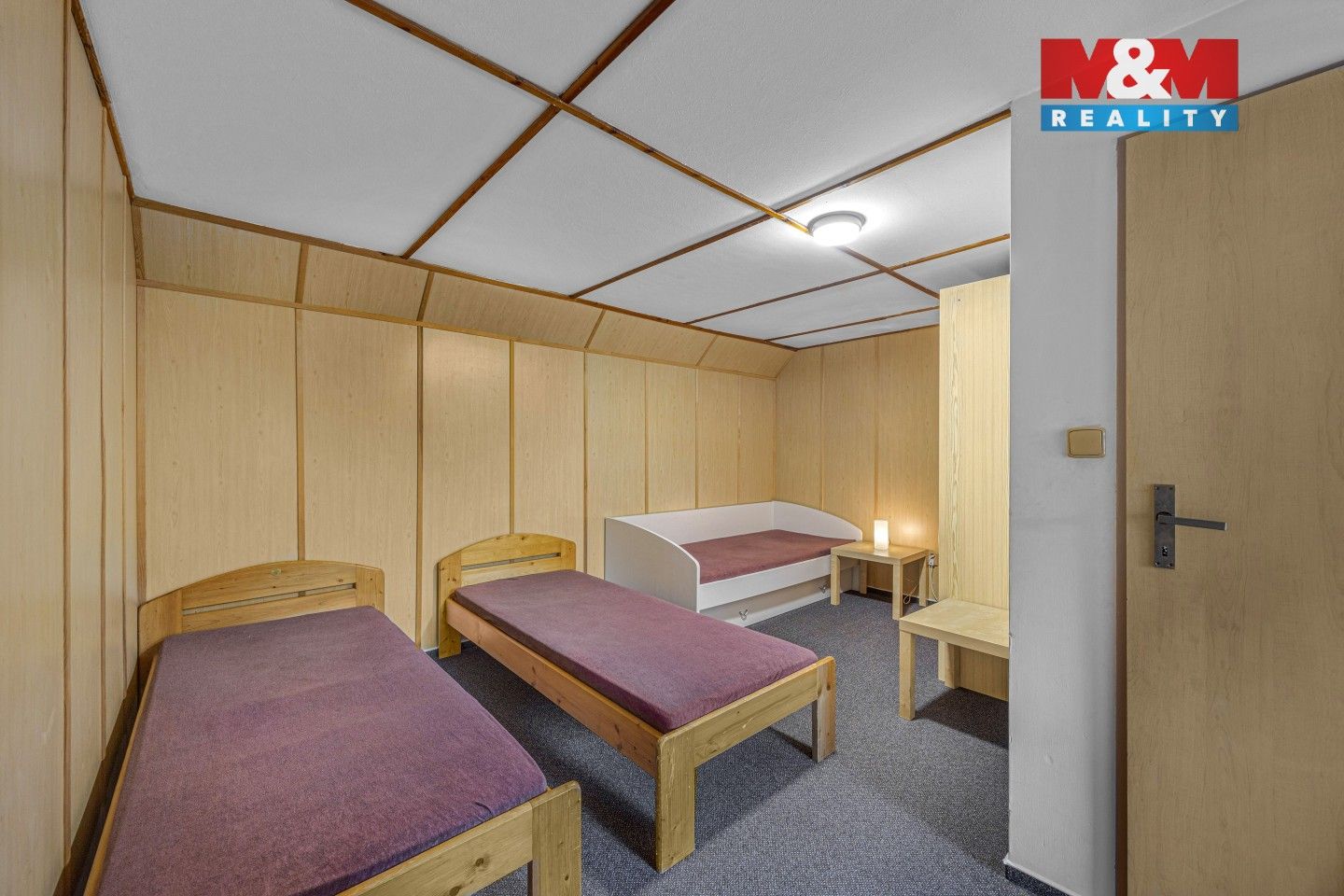 Prodej komerčního prostoru 1200 m² - foto 25