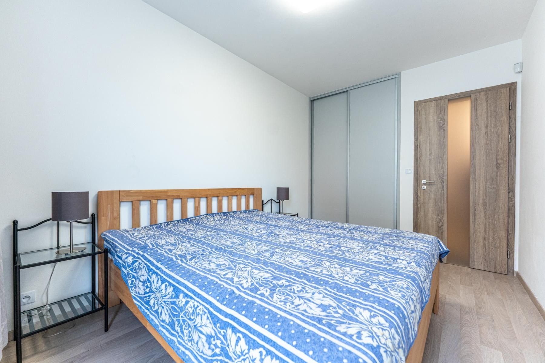 Pronájem bytu 3+kk 78 m² - foto 9