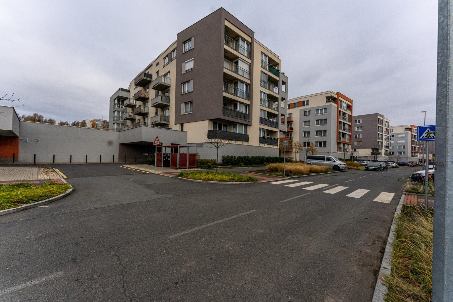 Pronájem bytu 3+kk 78 m² - foto 20