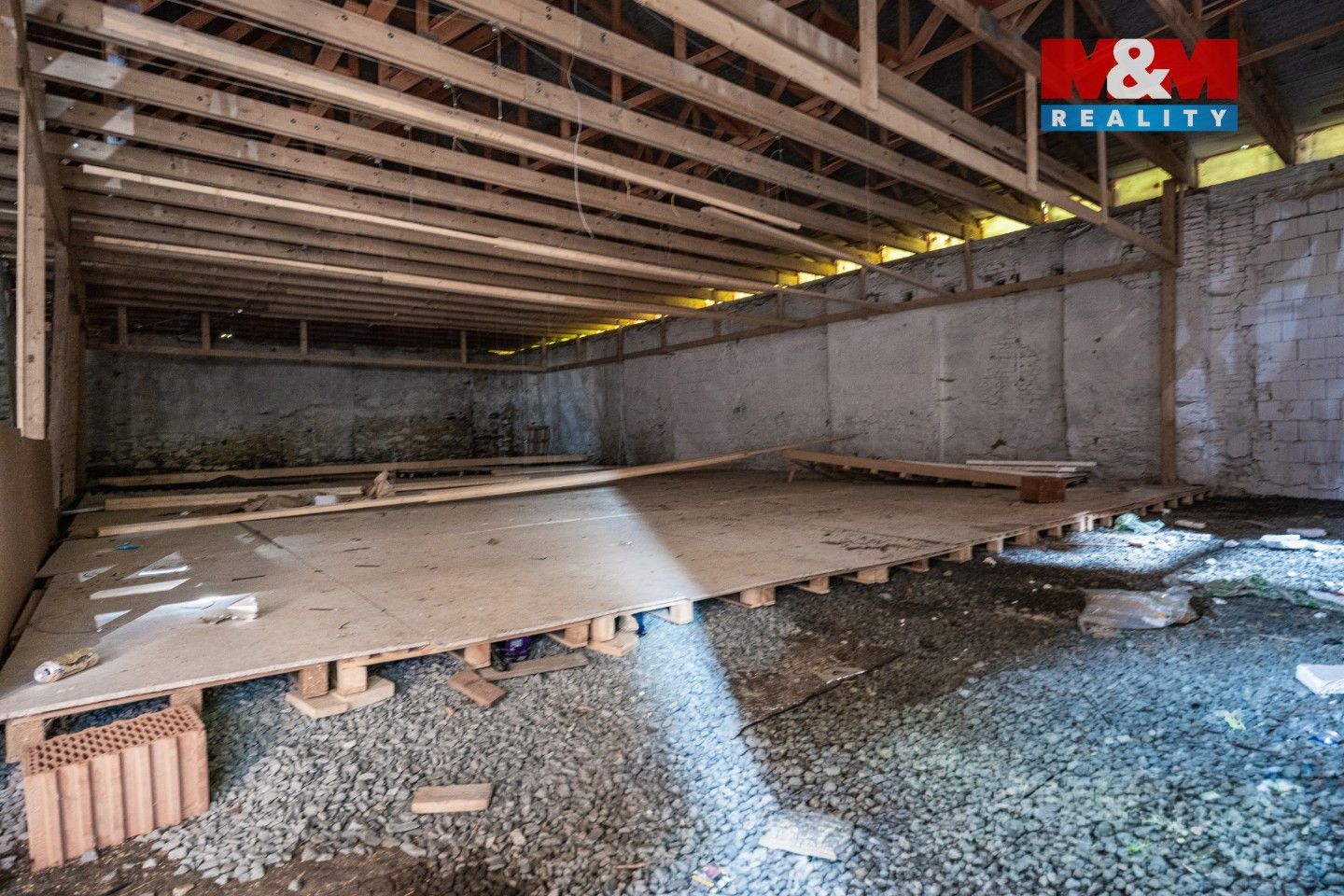 Prodej komerčního prostoru 627 m² - foto 33