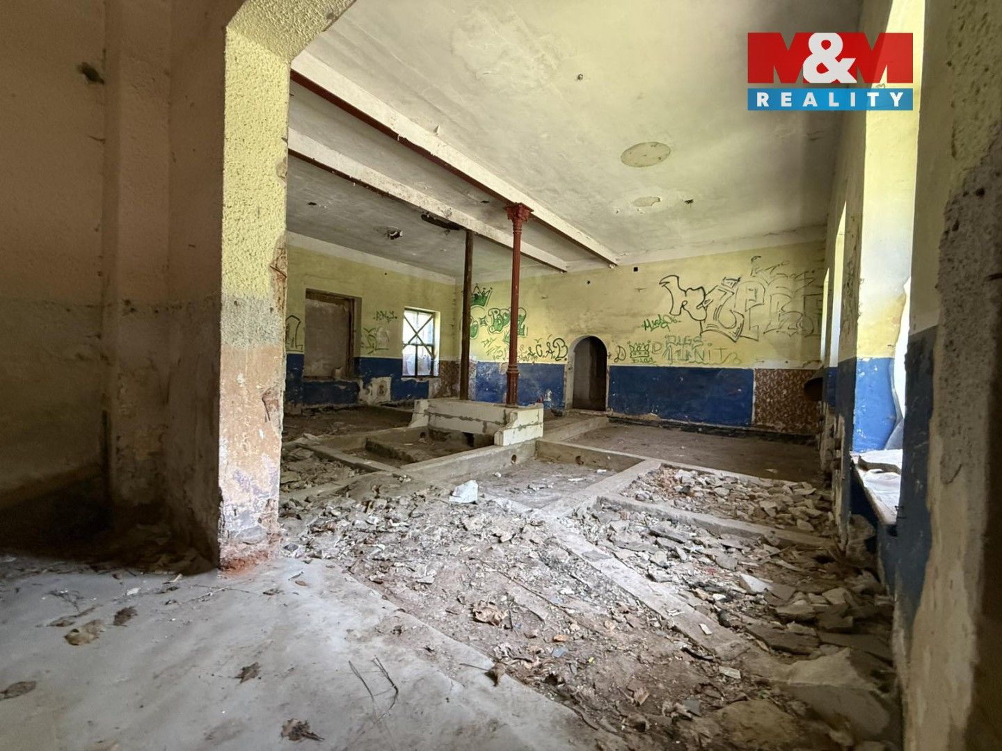 Prodej komerčního prostoru 500 m² - foto 2