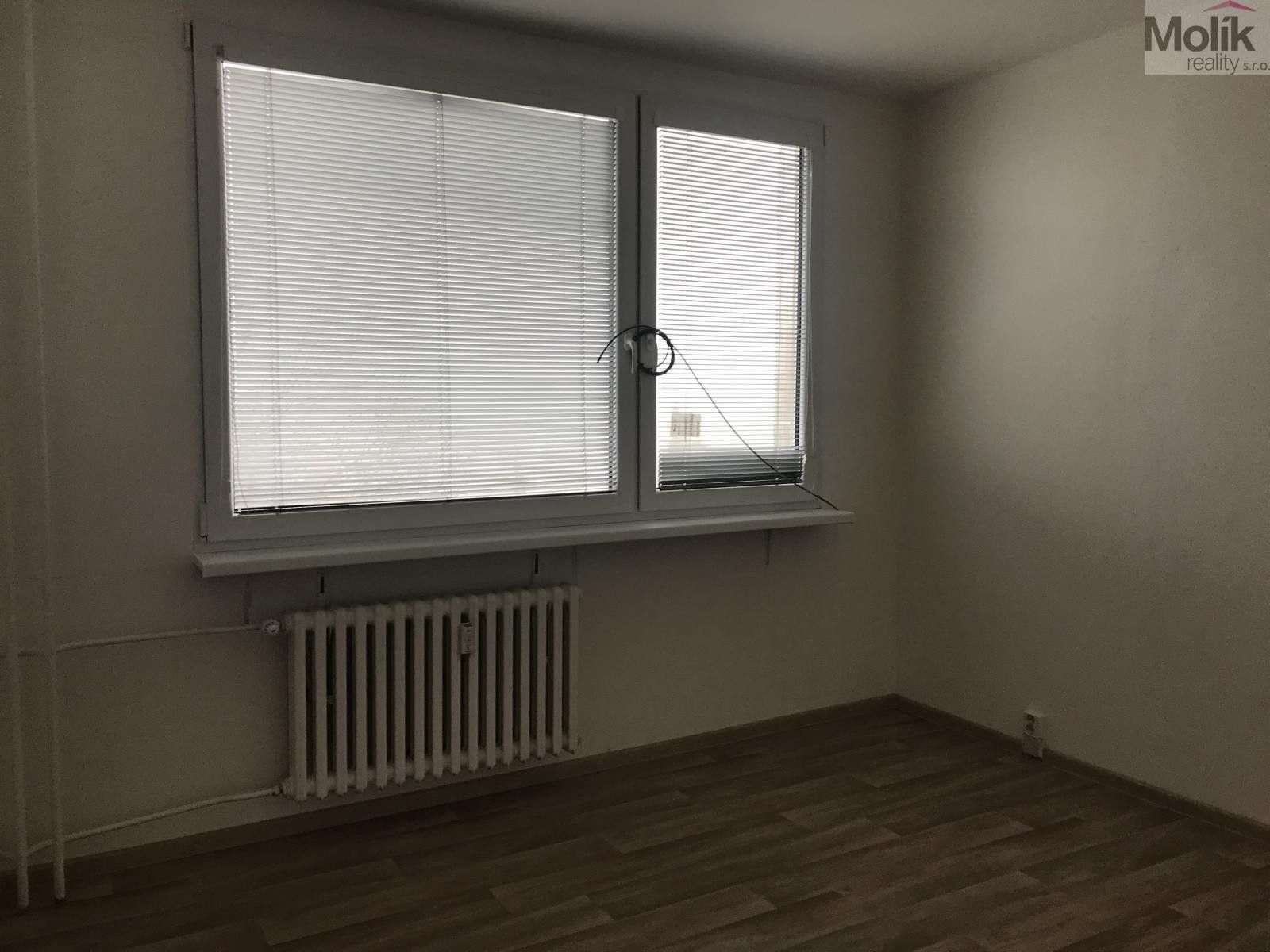 Pronájem bytu 3+1 55 m² - foto 5