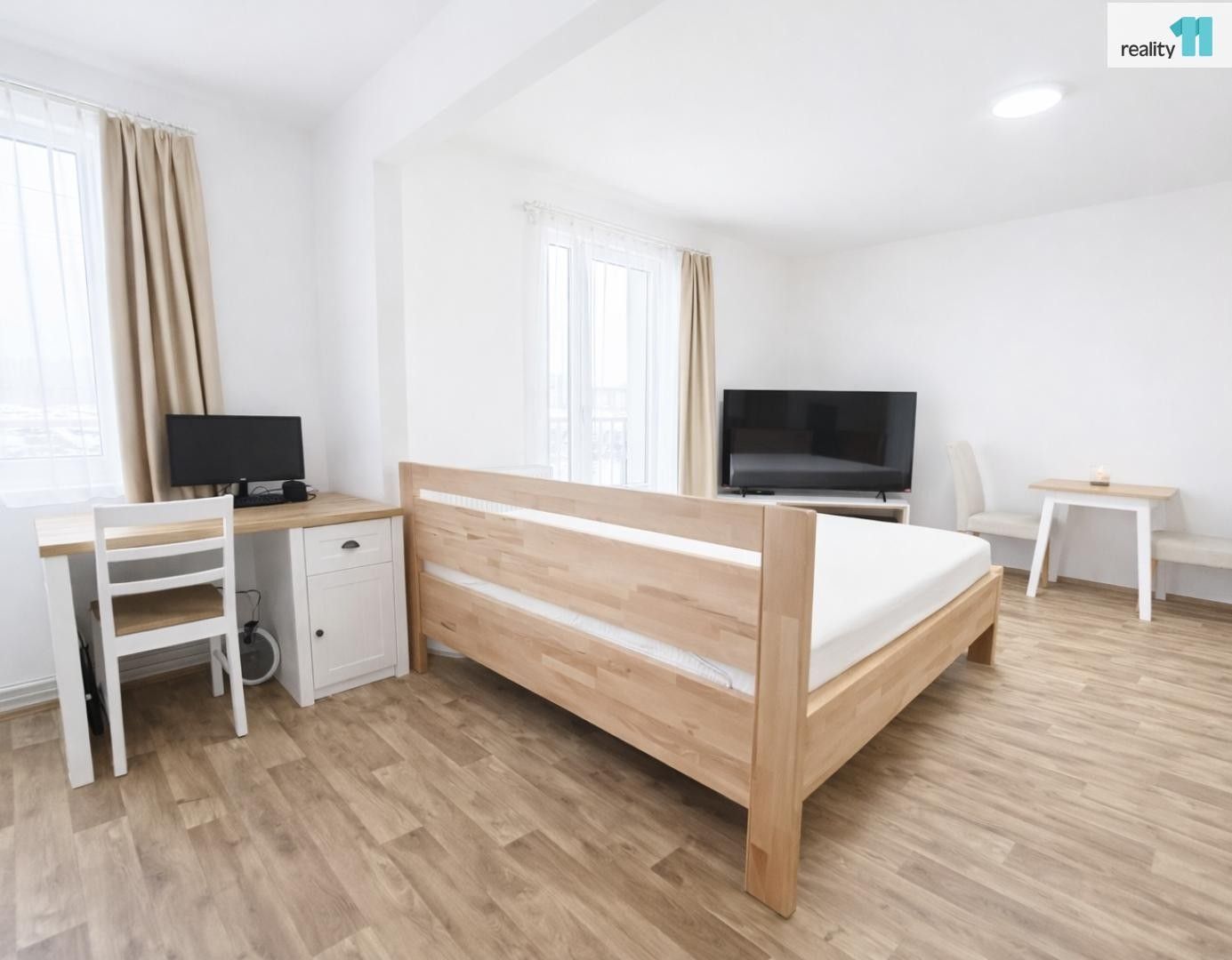 Pronájem bytu 1+kk 38 m² - foto 16