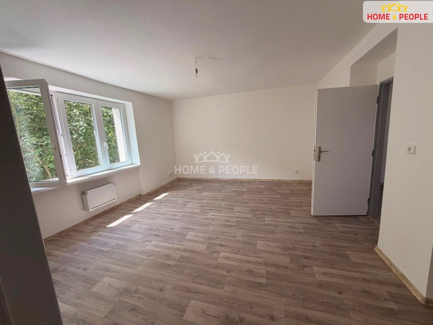 Pronájem bytu 2+1 71 m² - foto 6