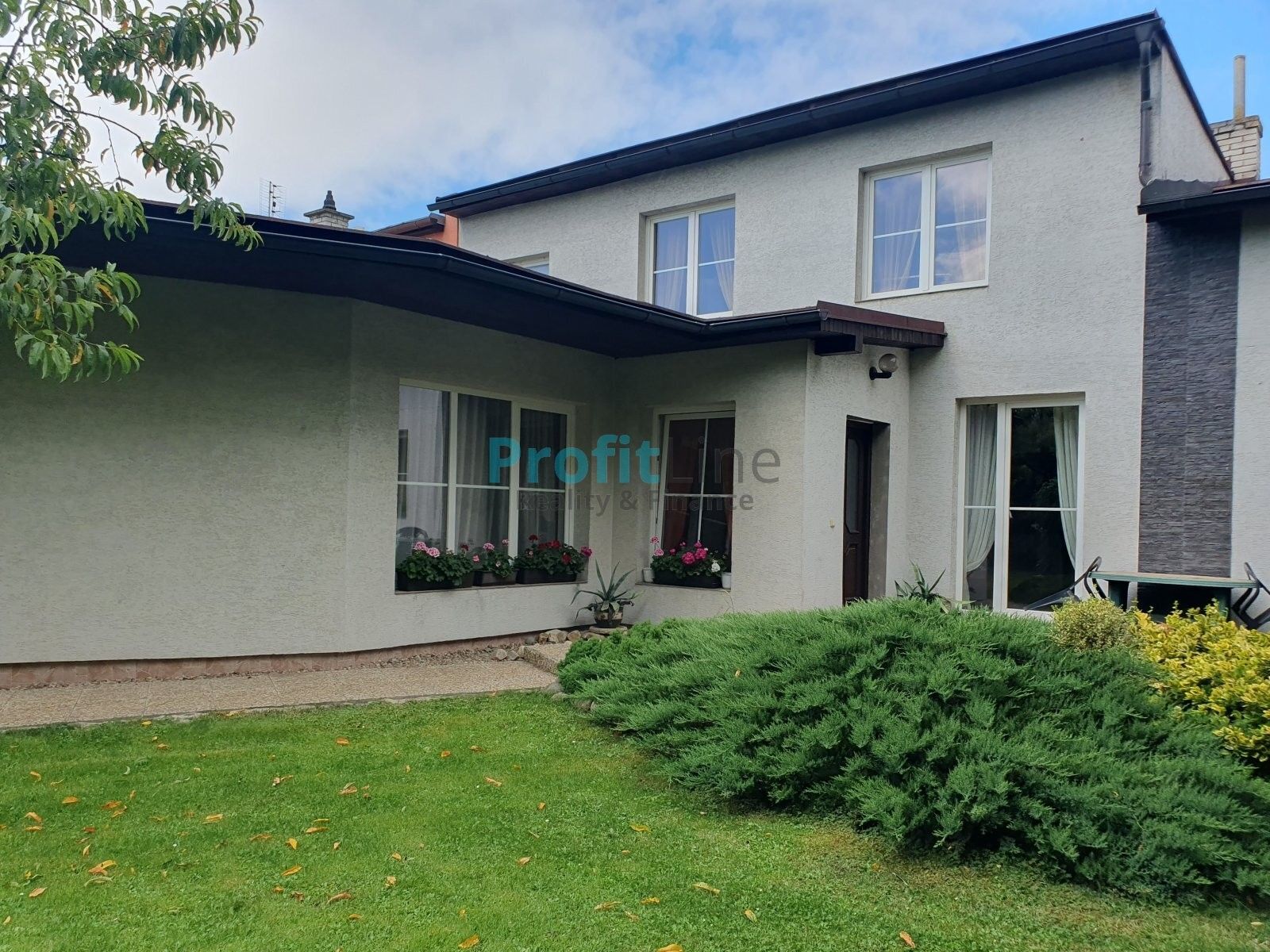 Pronájem domu 90 m² - foto 1