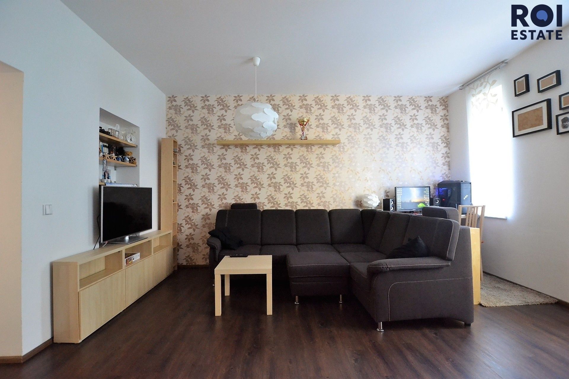 Pronájem bytu 3+kk 79 m² - foto 2