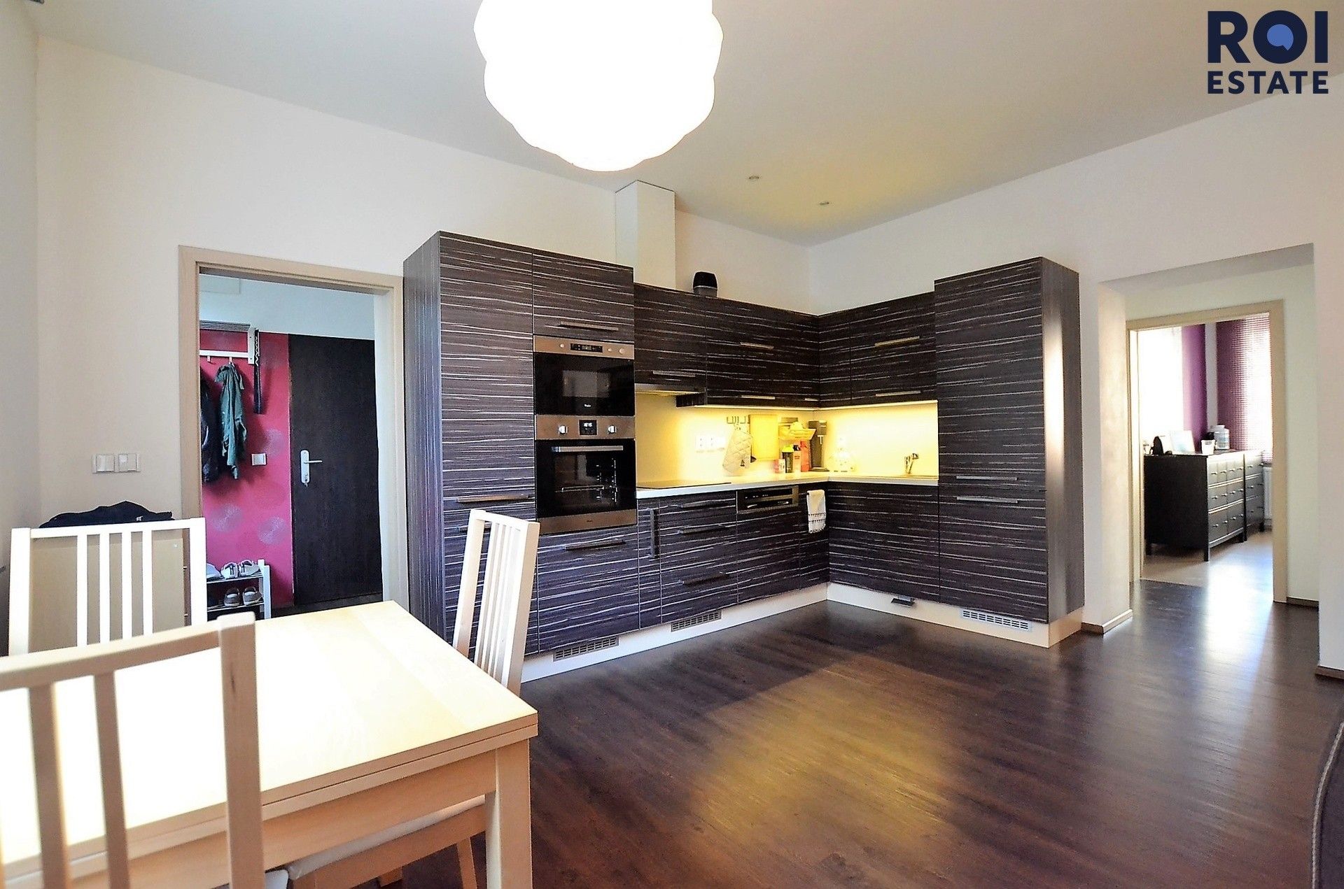 Pronájem bytu 3+kk 79 m² - foto 5