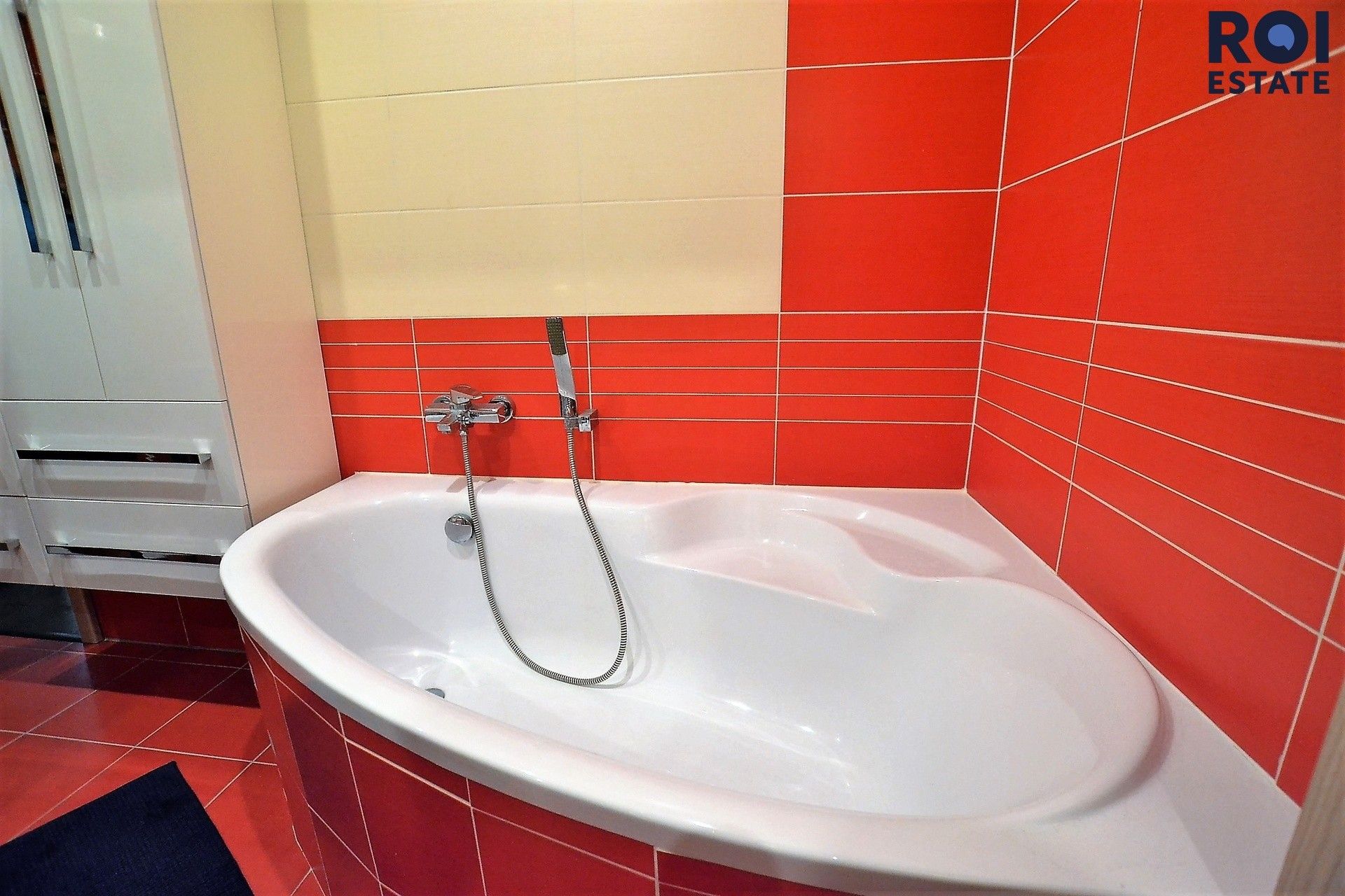 Pronájem bytu 3+kk 79 m² - foto 10