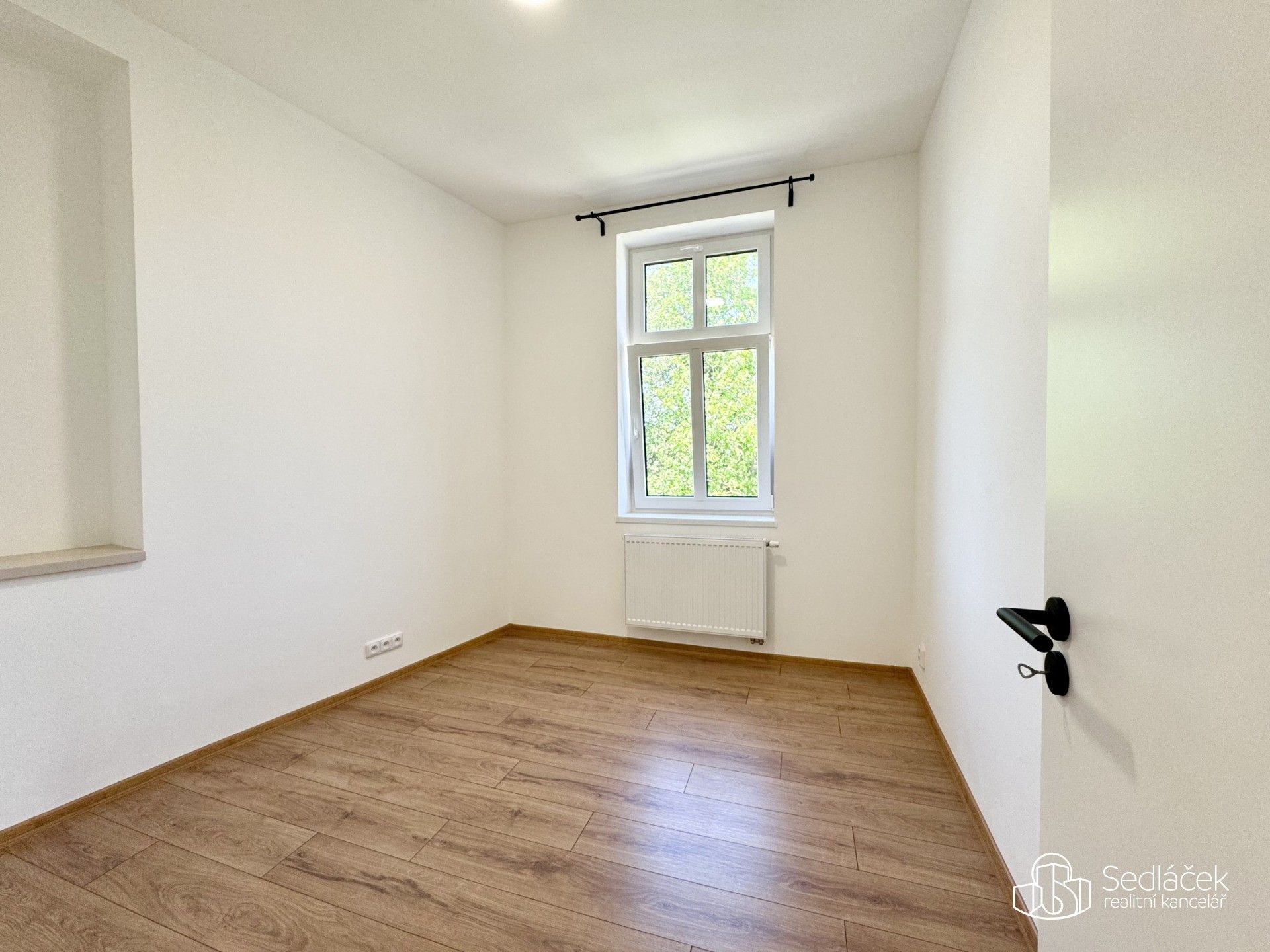 Pronájem bytu 3+kk 62 m² - foto 11