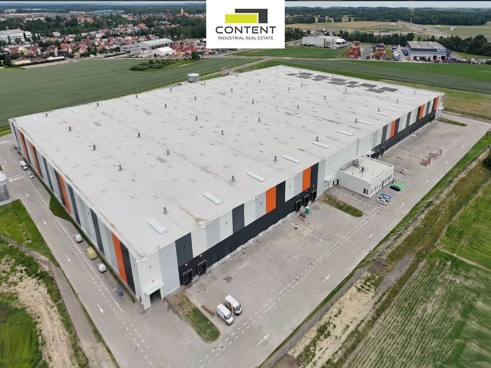 Pronájem komerčního prostoru 11000 m² - foto 2
