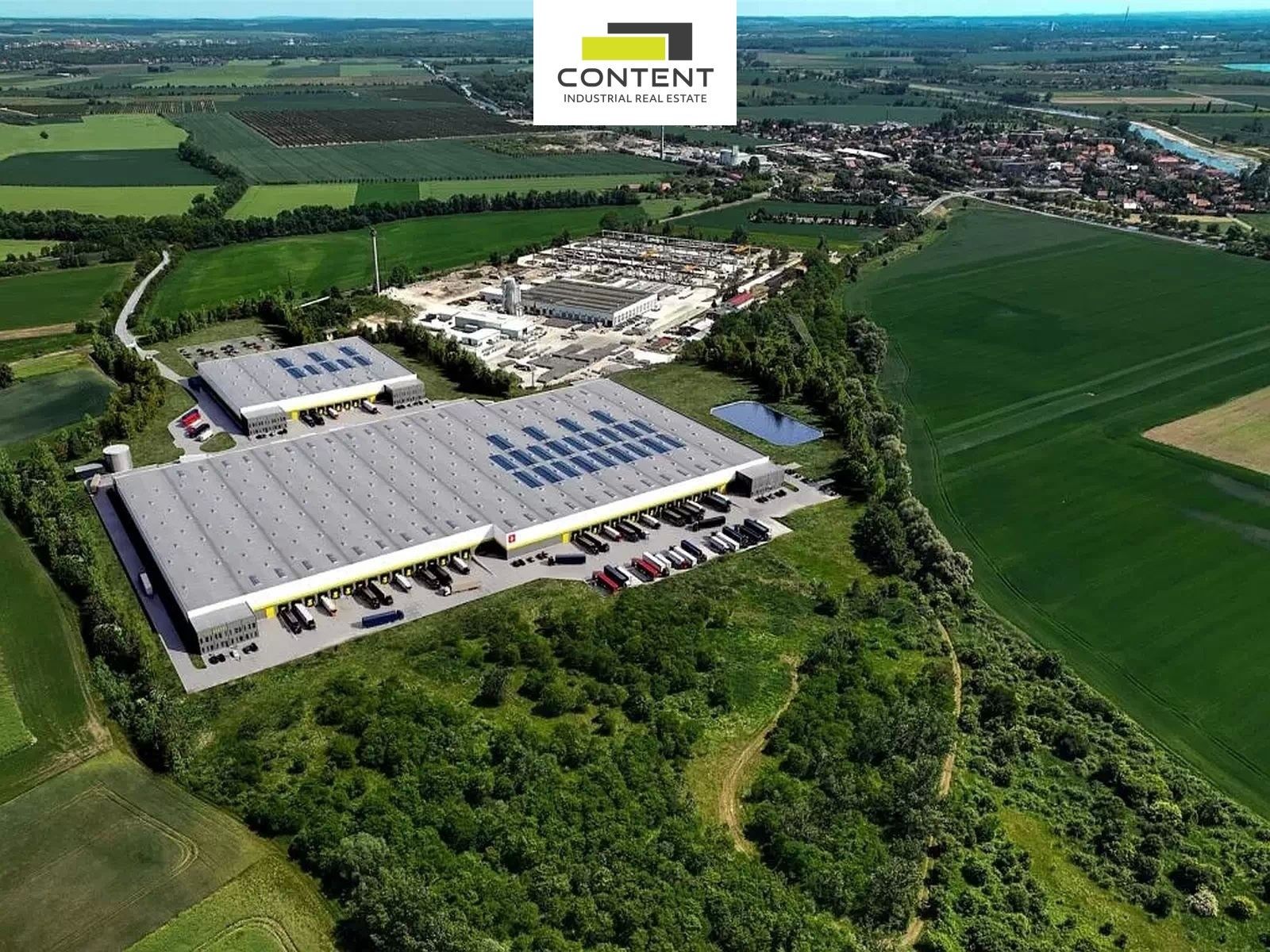 Pronájem komerčního prostoru 11000 m² - foto 11