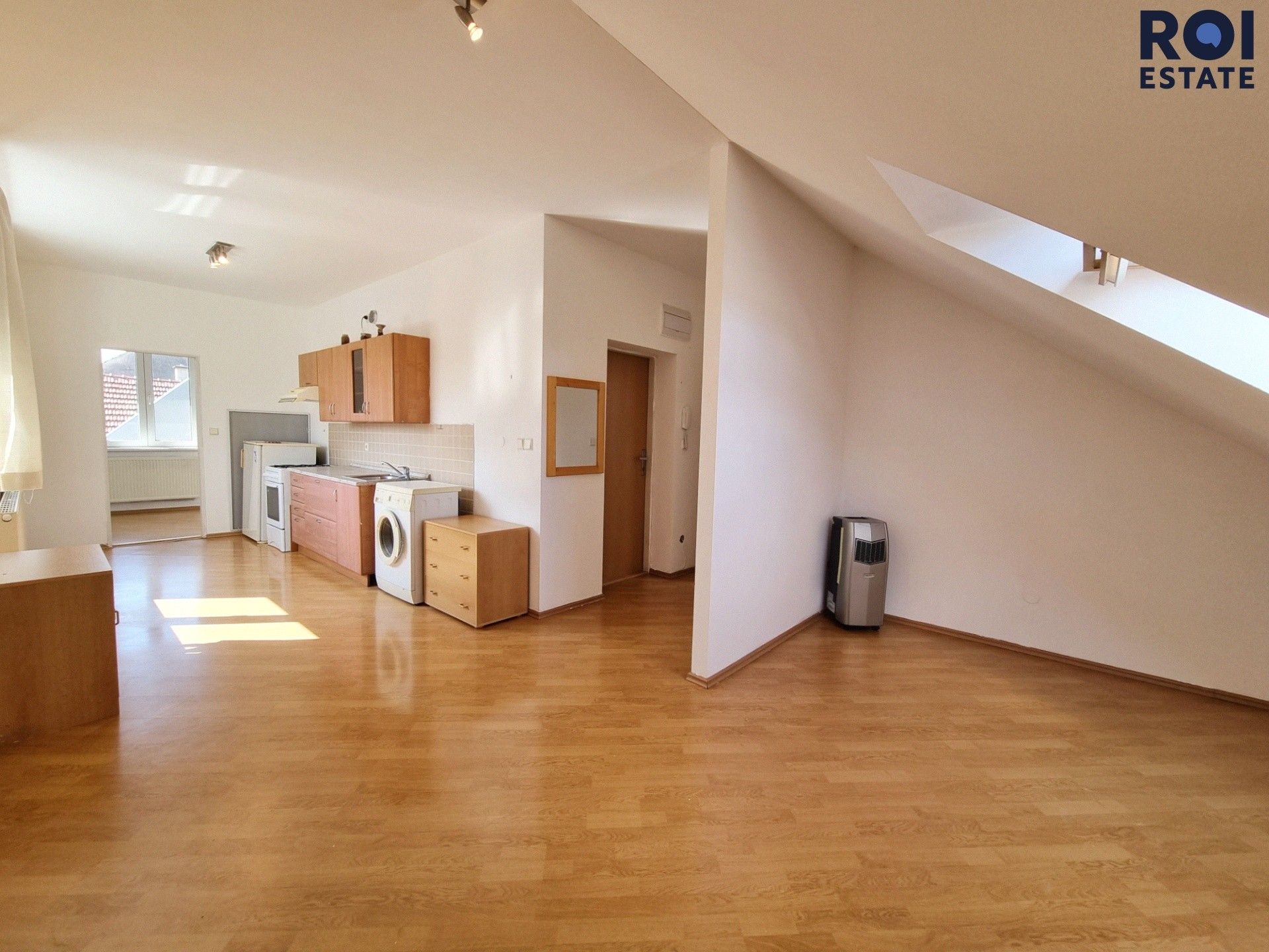 Pronájem bytu 2+kk 46 m² - foto 9