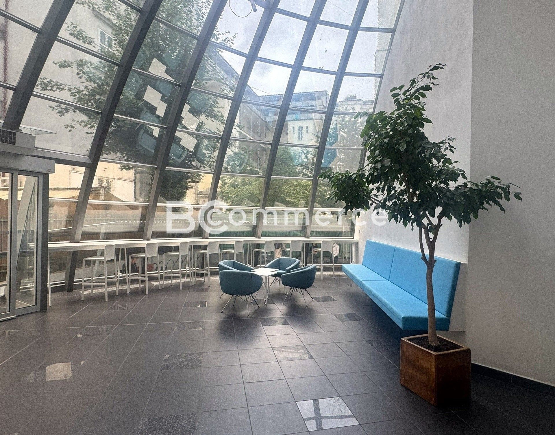 Pronájem komerčního prostoru 155 m² - foto 3