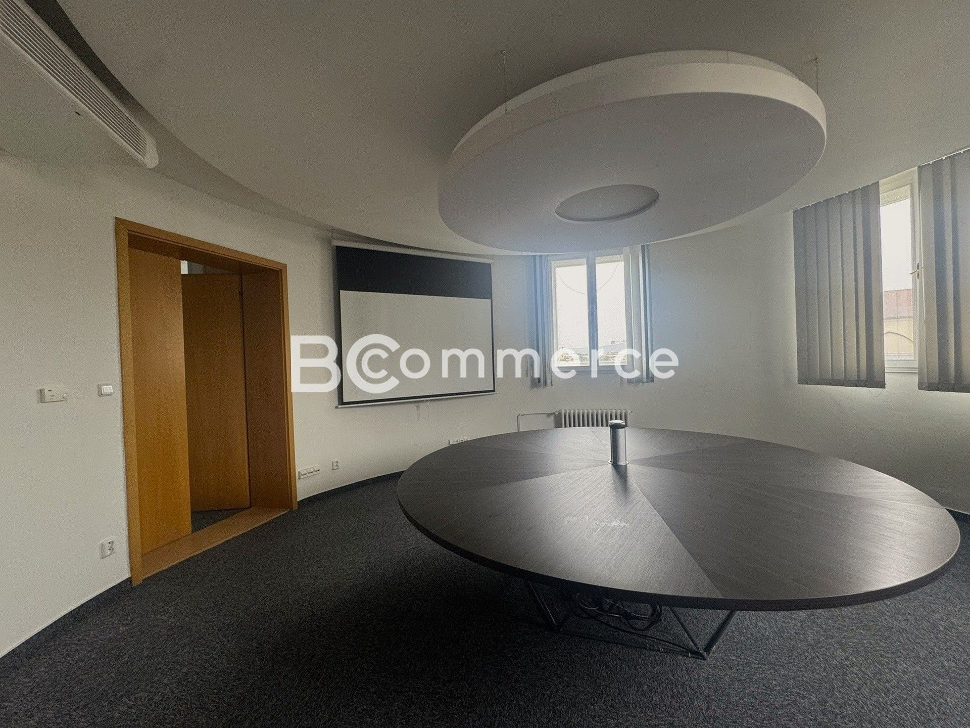 Pronájem komerčního prostoru 155 m² - foto 11